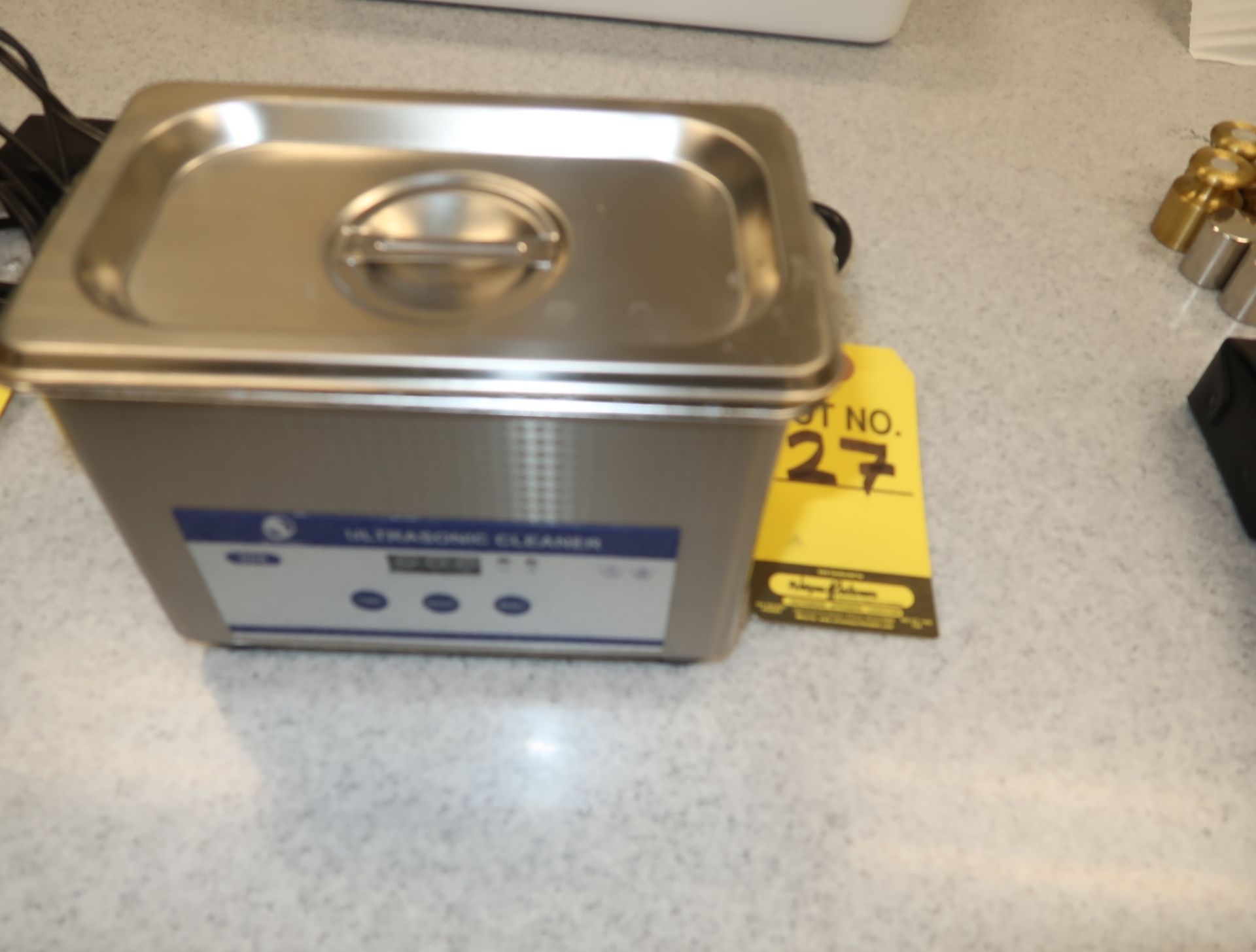 SMALL ULTRASONIC CLEANER