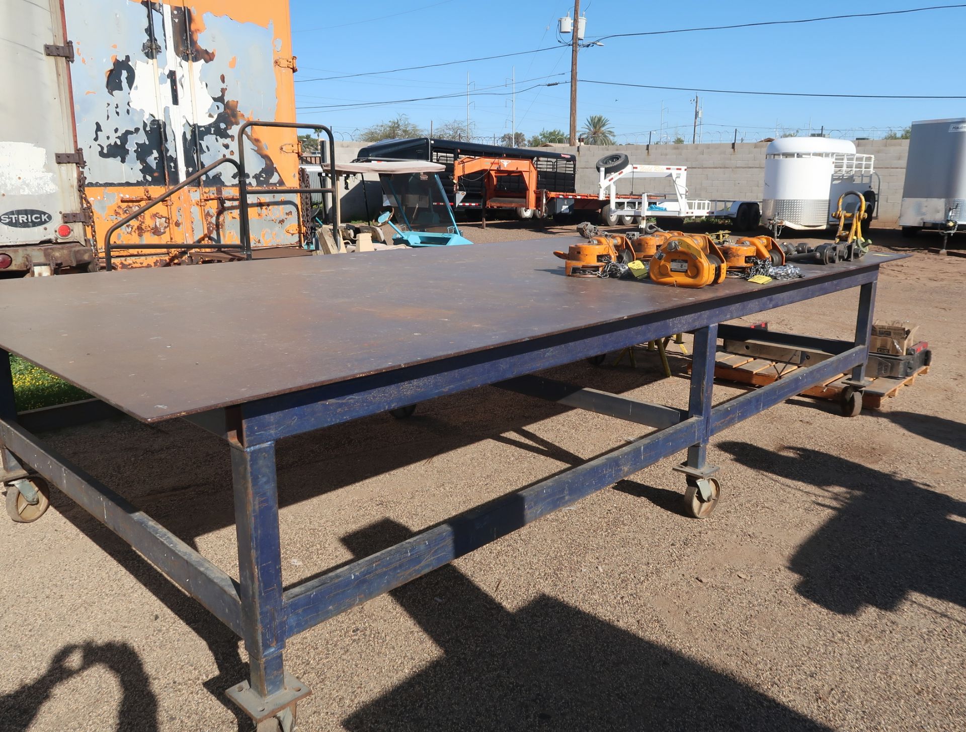 8' X 16' HEAVY DUTY STEEL TABLE ON CASTERS - Image 2 of 2