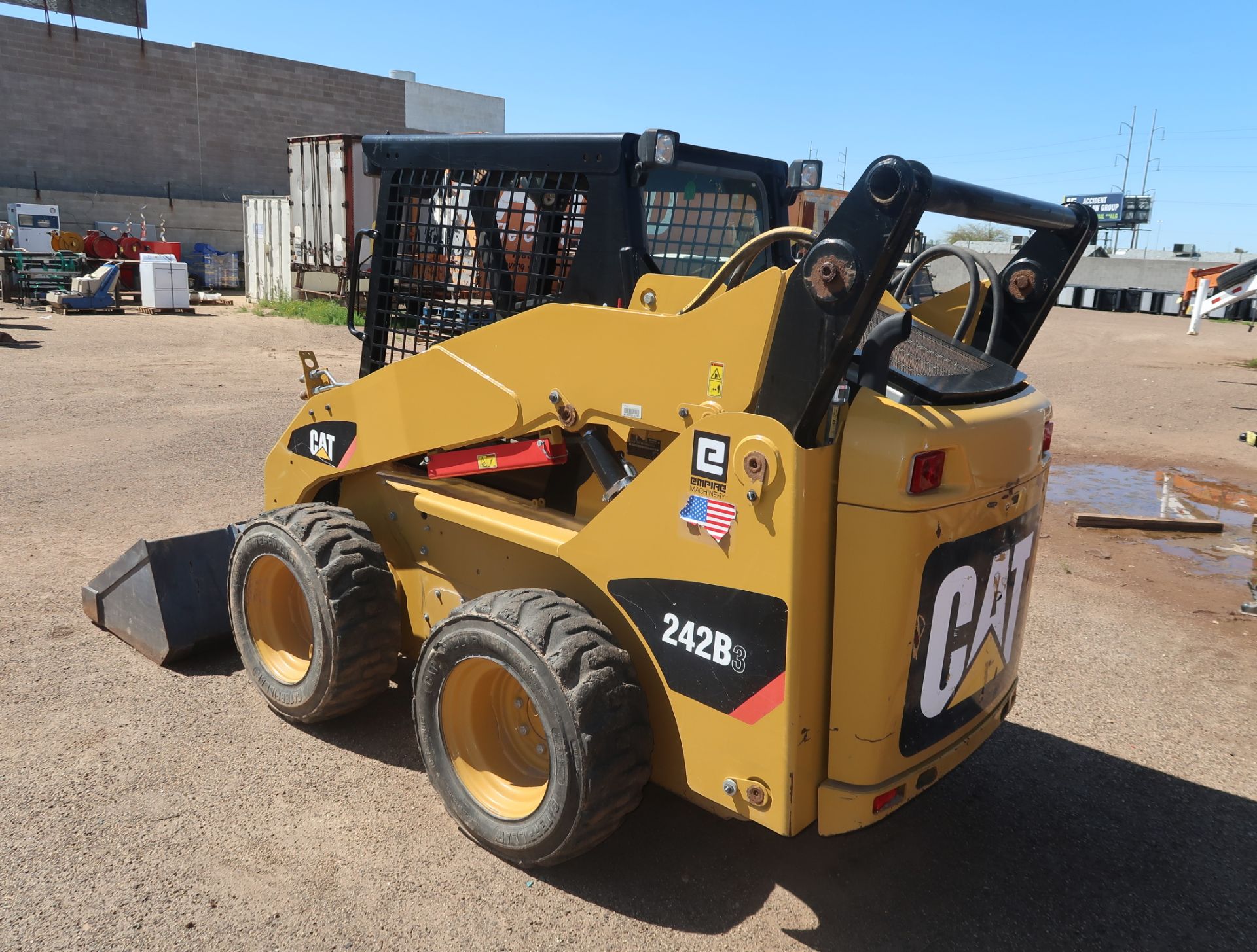 2013 CATERPILLAR 242B SERIES 3 SKIDSTEER LOADER, PIN. 0242BASRS02423 - Image 3 of 7