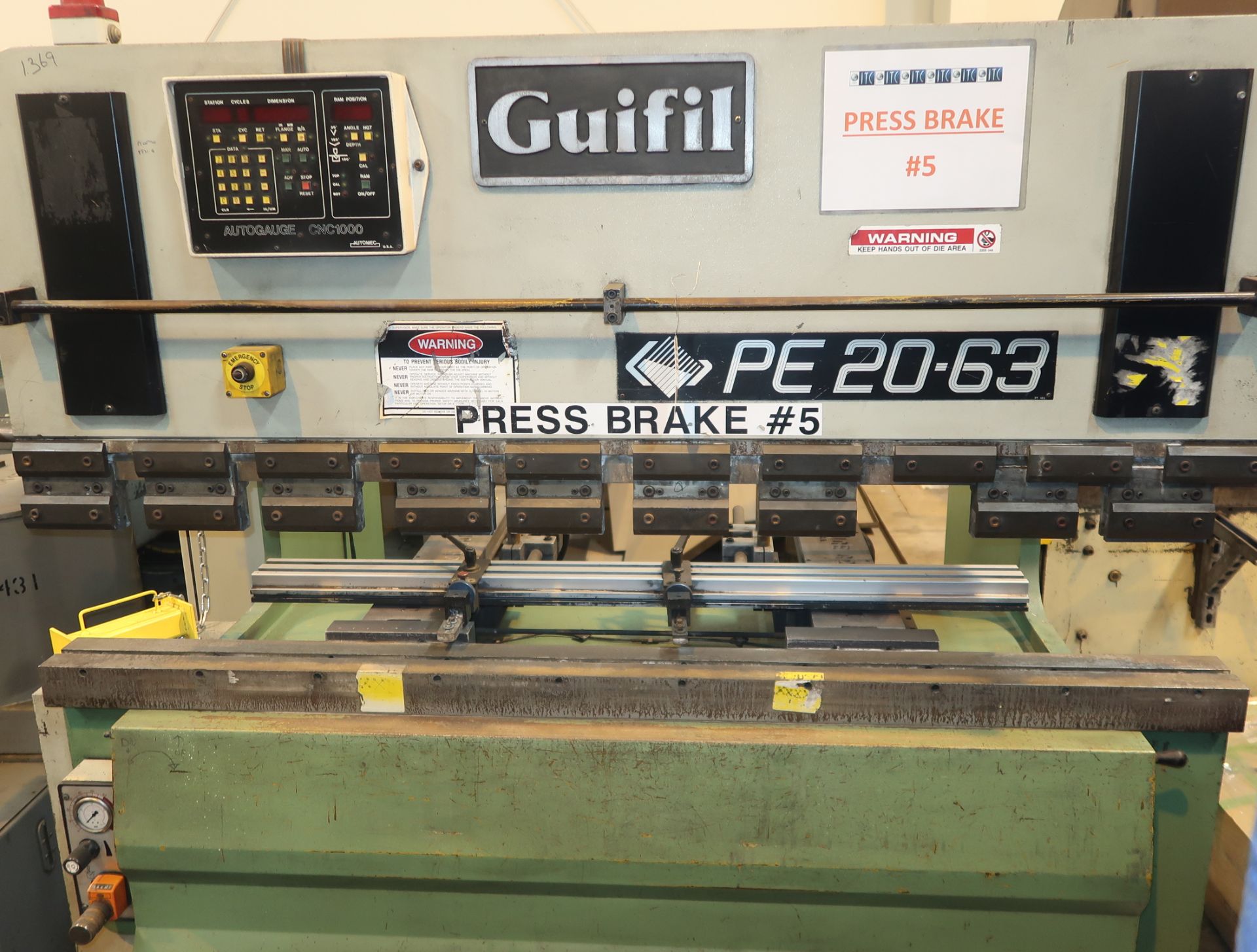 GUIFIL CNC PRESS BRAKE, 6' X 69.3TON, MDL. PE 20-63, AUTOGAUGE 1000 CONTROL, SN. 014609, - Image 3 of 8