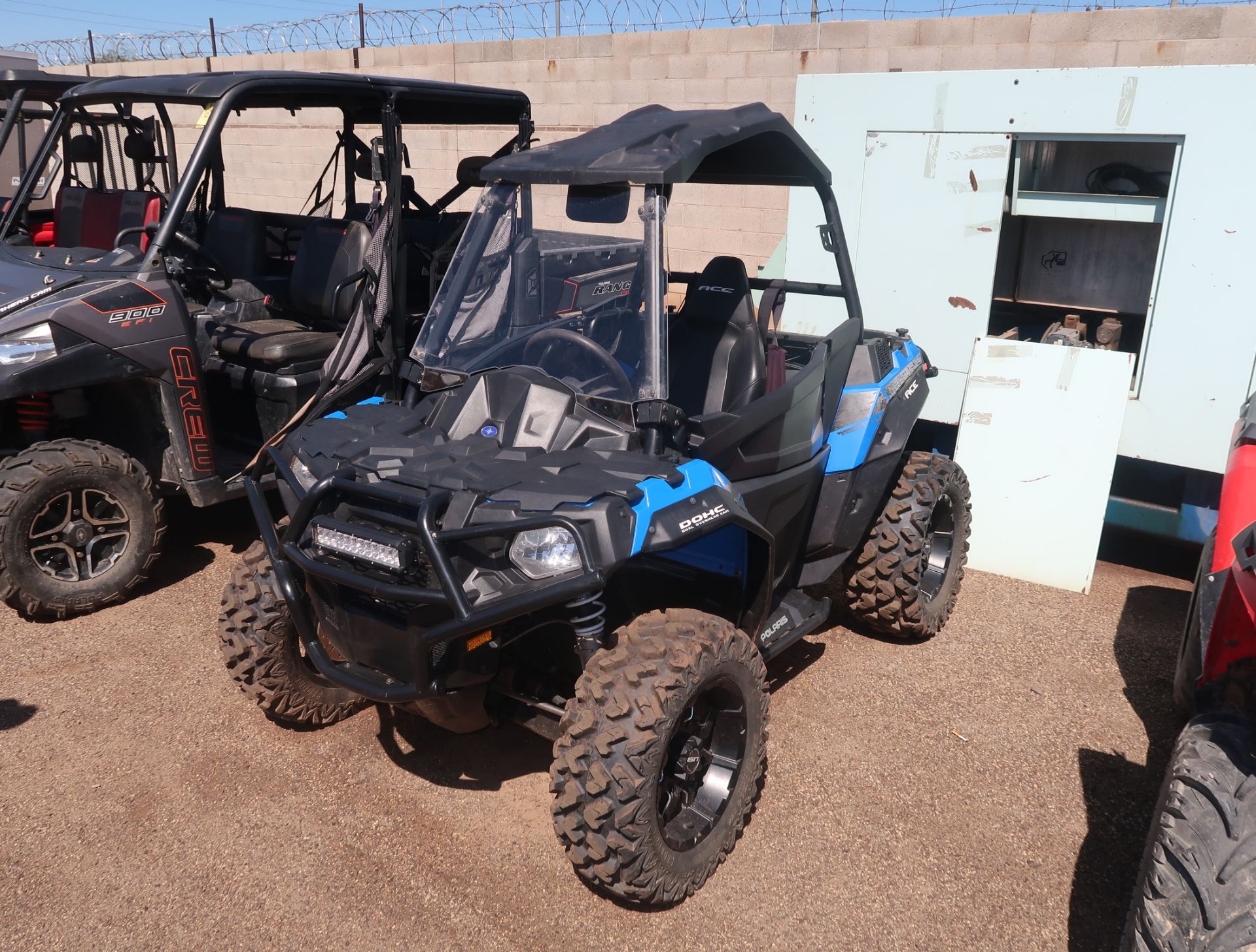 2015 POLARIS SA5 ATV, VIN 4XADAA579F7971323, SINGLE SEAT RAZOR, SHOWS 520 MILES (BANKRUPTCY ASSET, - Image 2 of 4