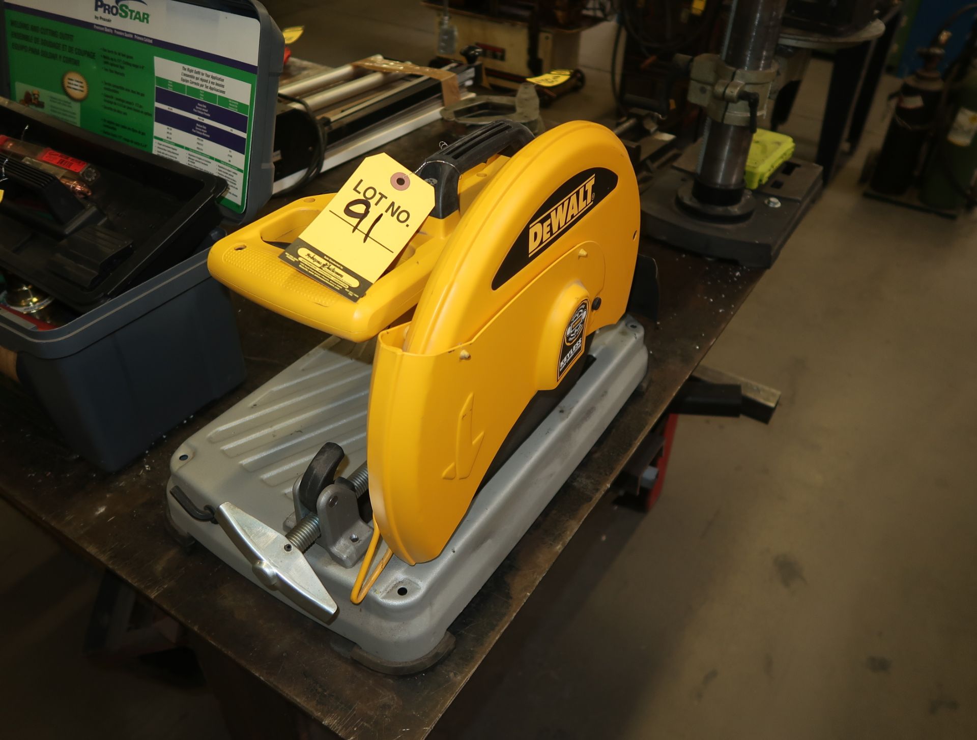 DEWALT CHOP SAW