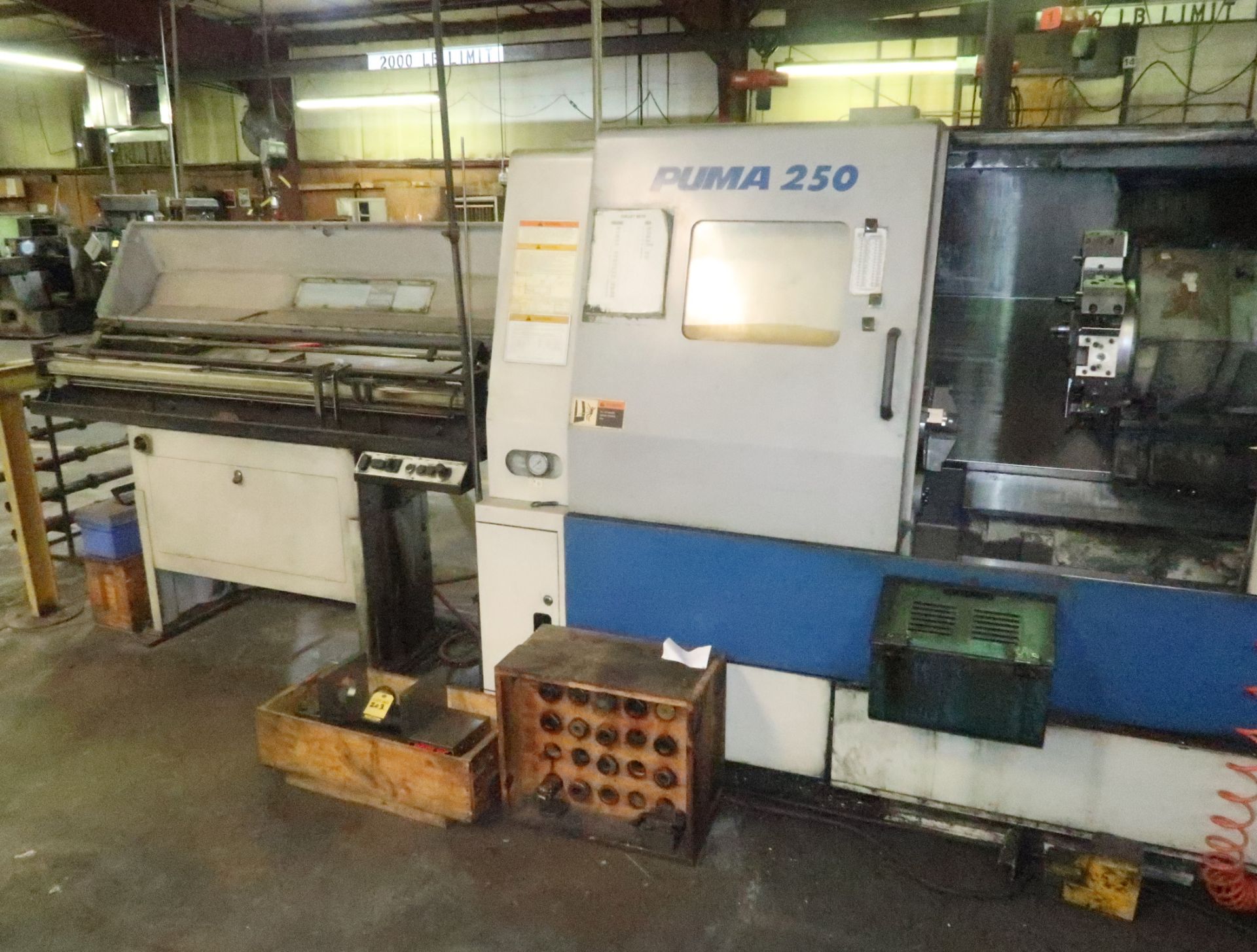 1999 DAEWOO PUMA 250B CNC LATHE, FANUC 21T CONTROL, 12-STATION TURRET, TAIL STOCK, 3-JAW CHUCK, - Image 3 of 8