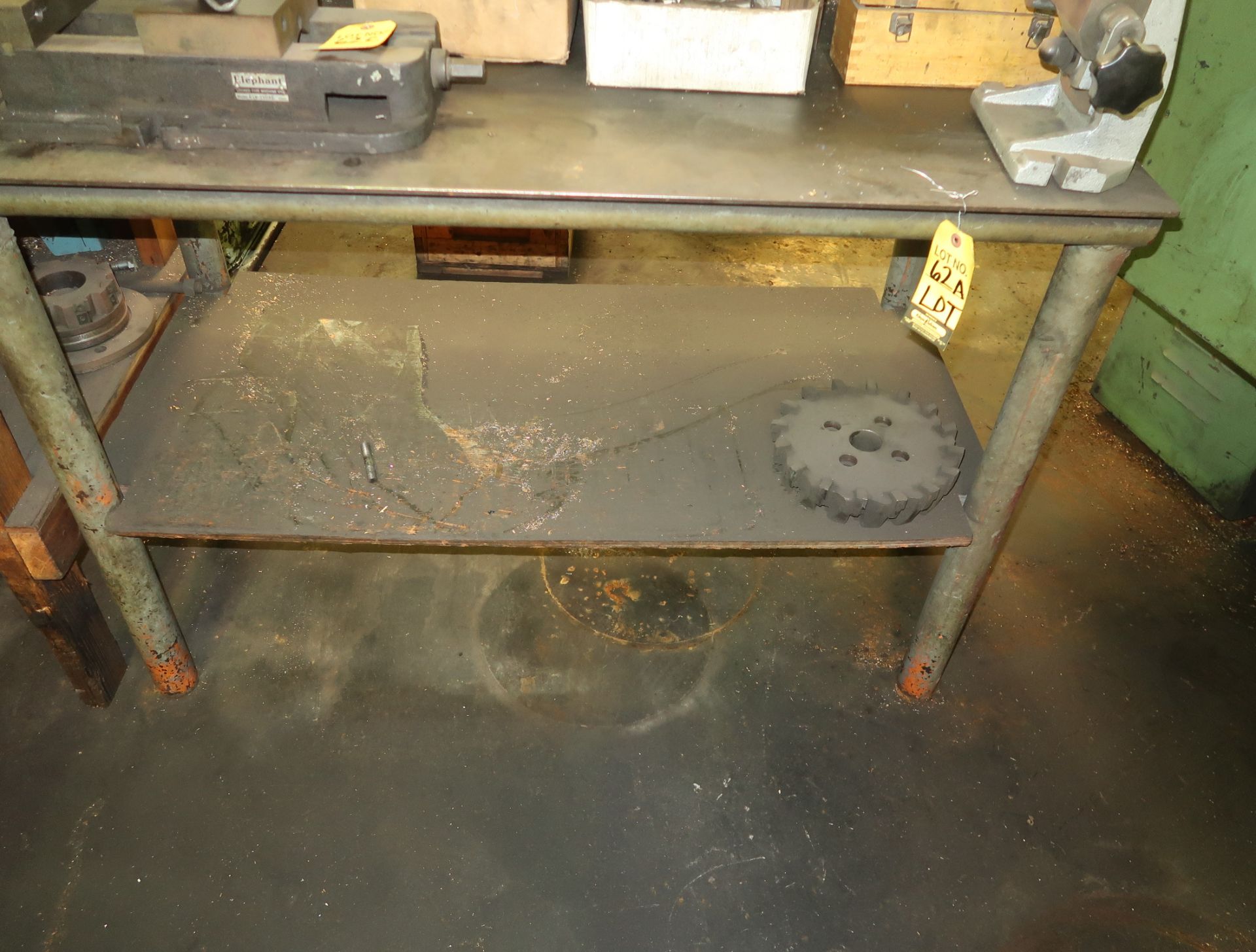 LOT WORK BENCHES W/CONTENTS (CONTENTS THAT DOES NOT HAVE A TAG)