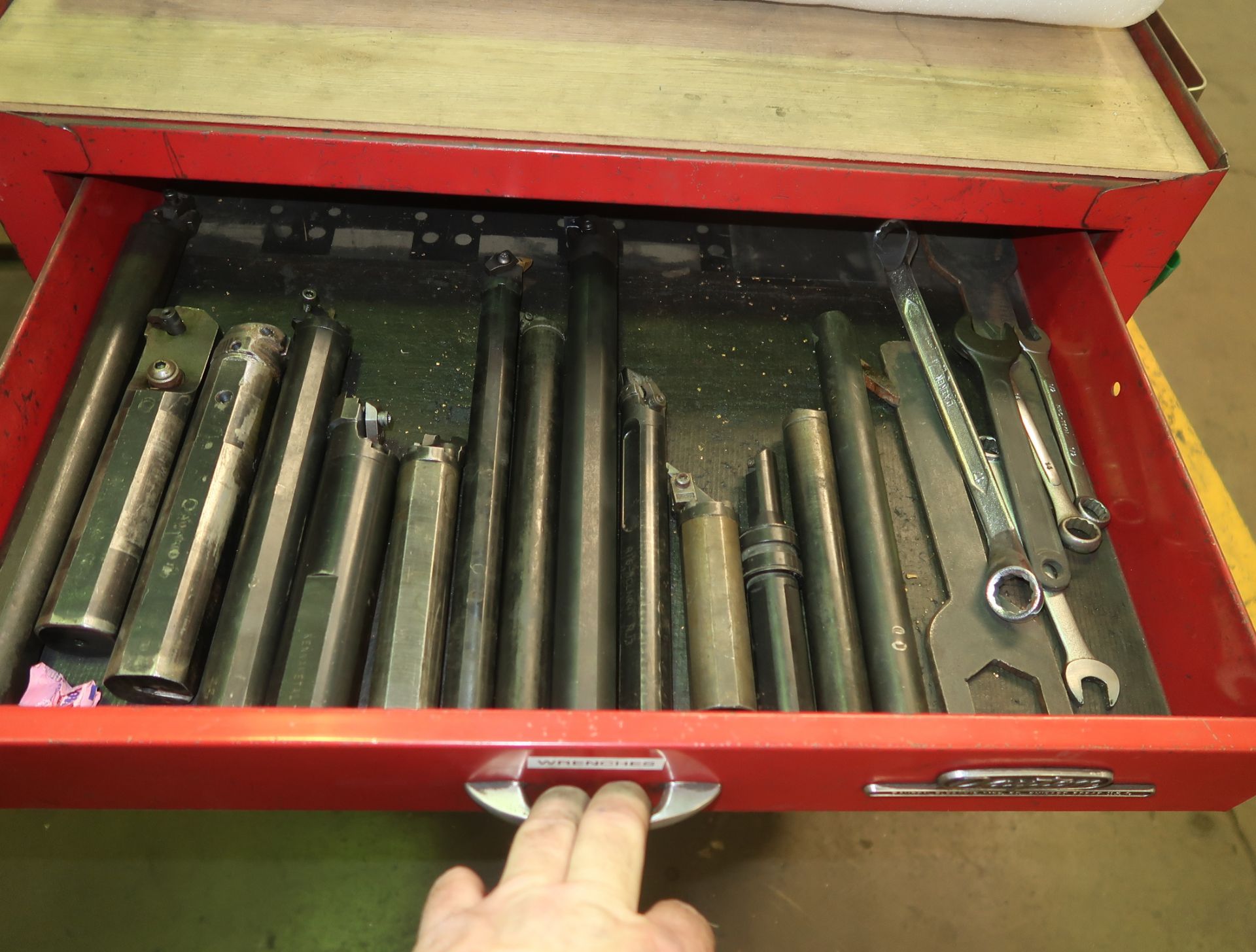 DAYTON TOOL BOX ON CASTERS W/CONTENTS - Image 2 of 4