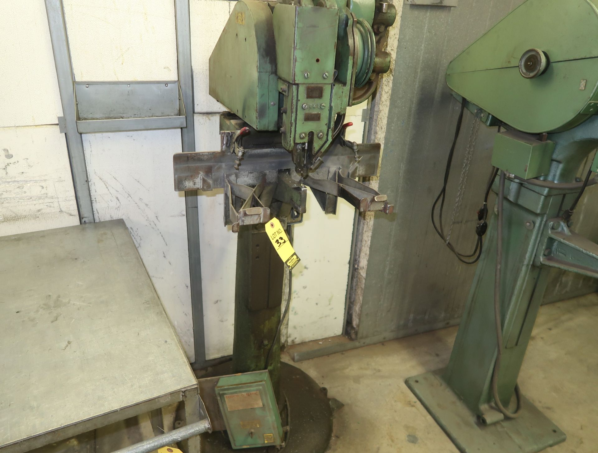 THOMSON RIVET RIVETING MACHINE SN. 7073