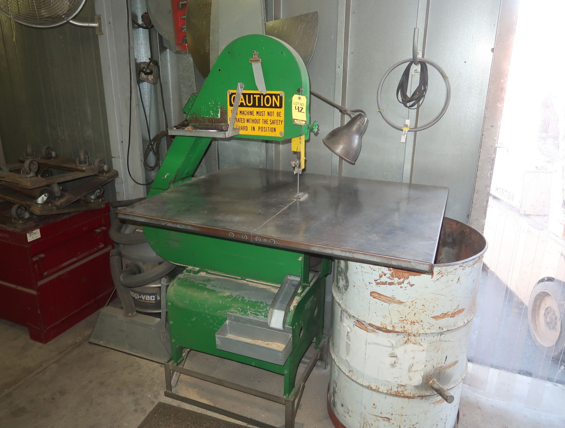 LOCKFORMER VERTICAL BANDSAW, 24" THROAT