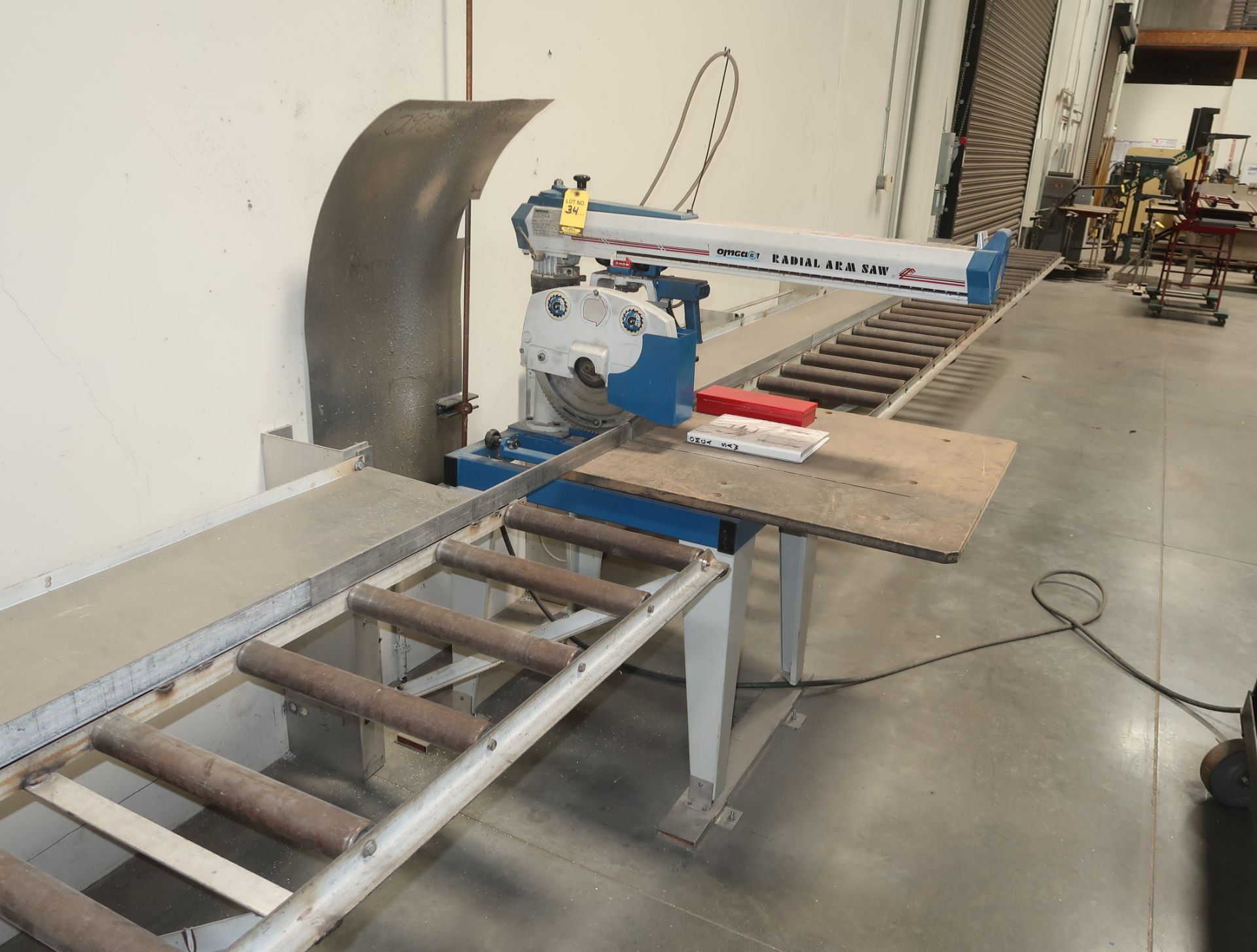 OMGA RN700 RADIAL ARM SAW W/ CONVEYOR ROLLERS SB. 01-303693 - Image 2 of 3