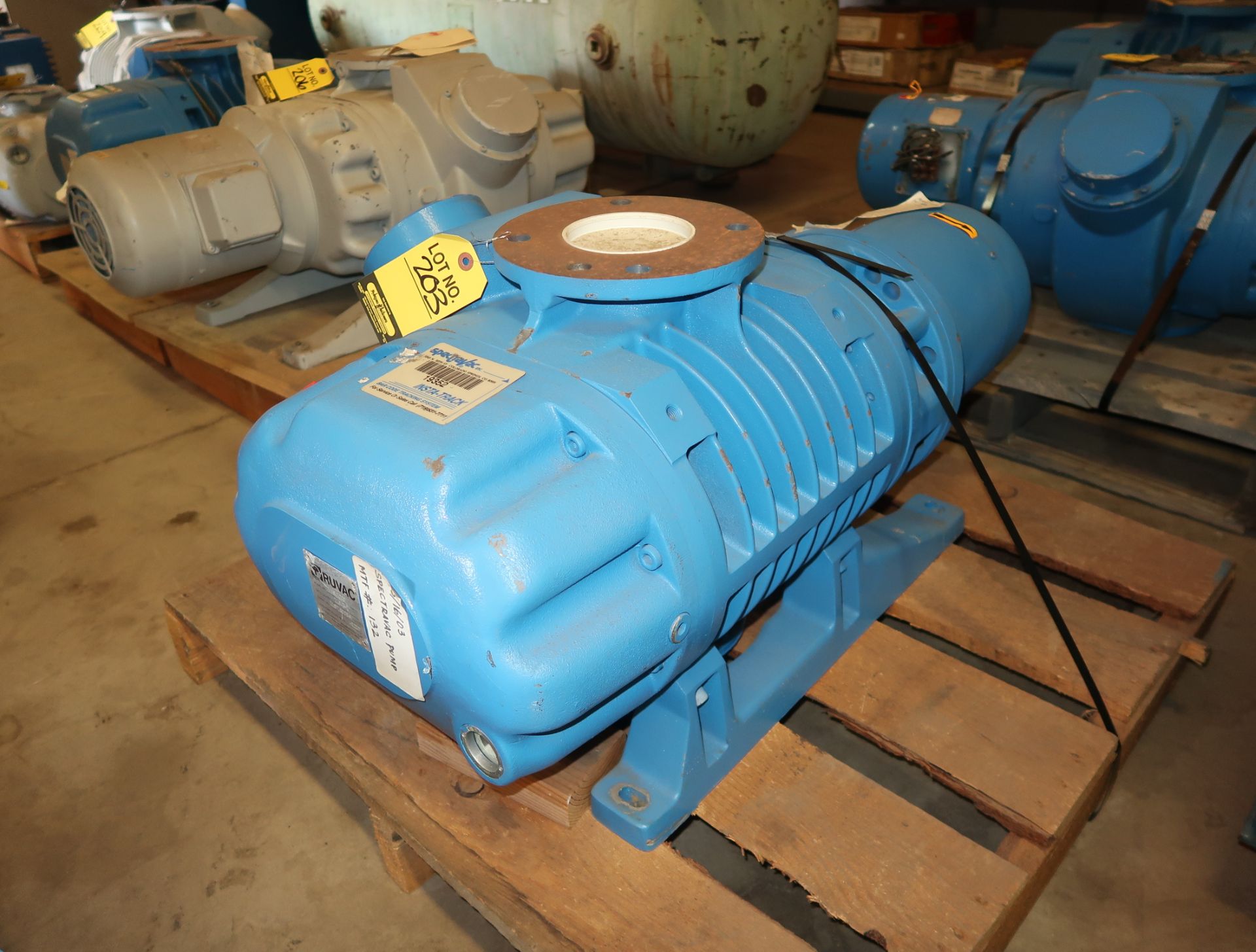 SPECTREVAC VACUUM PUMP MDL 19352