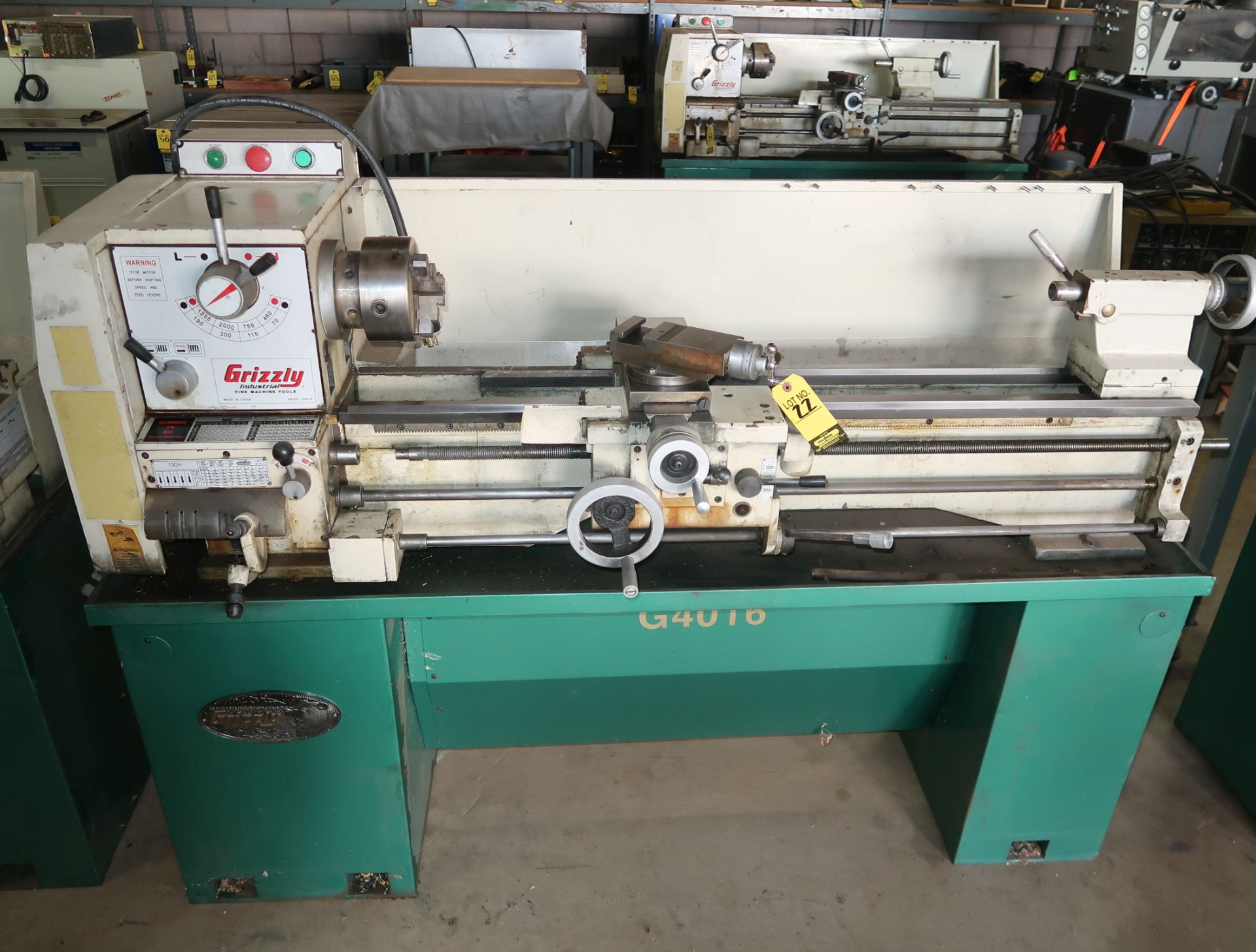 GRIZZLY G4016 GAP BED ENGINE LATHE