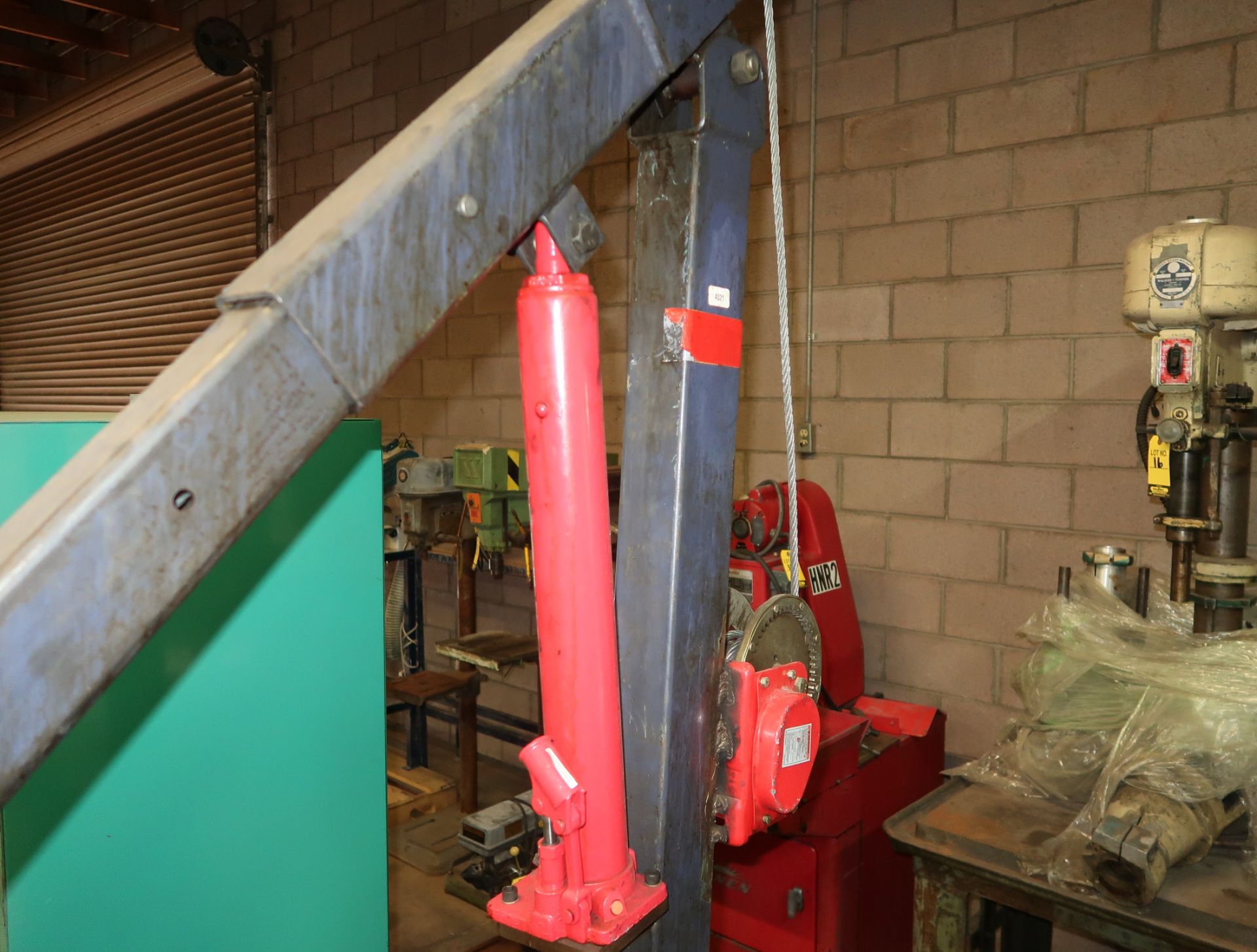 SUNEX FLAT BOTTOM LONG RAM JACK/HOIST 4 TON CAPACITY - Image 2 of 2