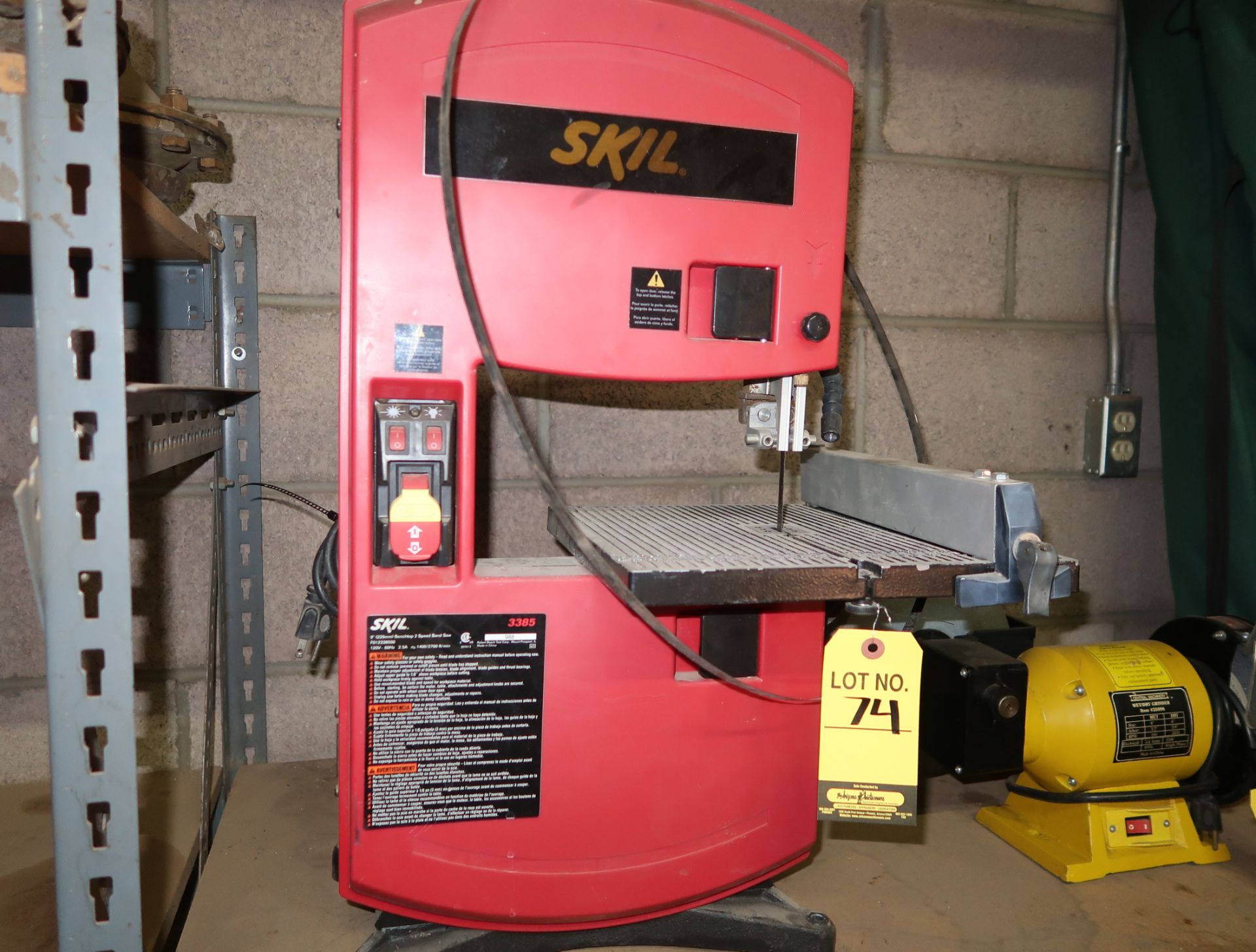 SKIL MDL. 3385 BENCH TOP 2 SPEED BANDSAW