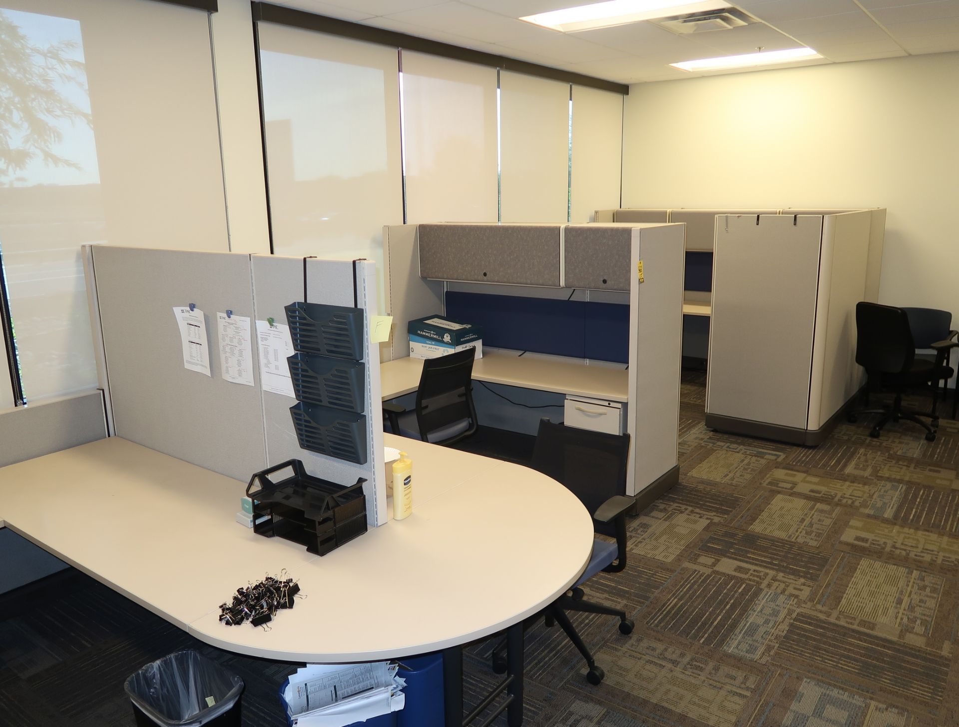 LOT CUBICLES, DESK, CHAIRS, BOOK CASES, FILING CABINET, 6-CHAIRS - Image 2 of 5