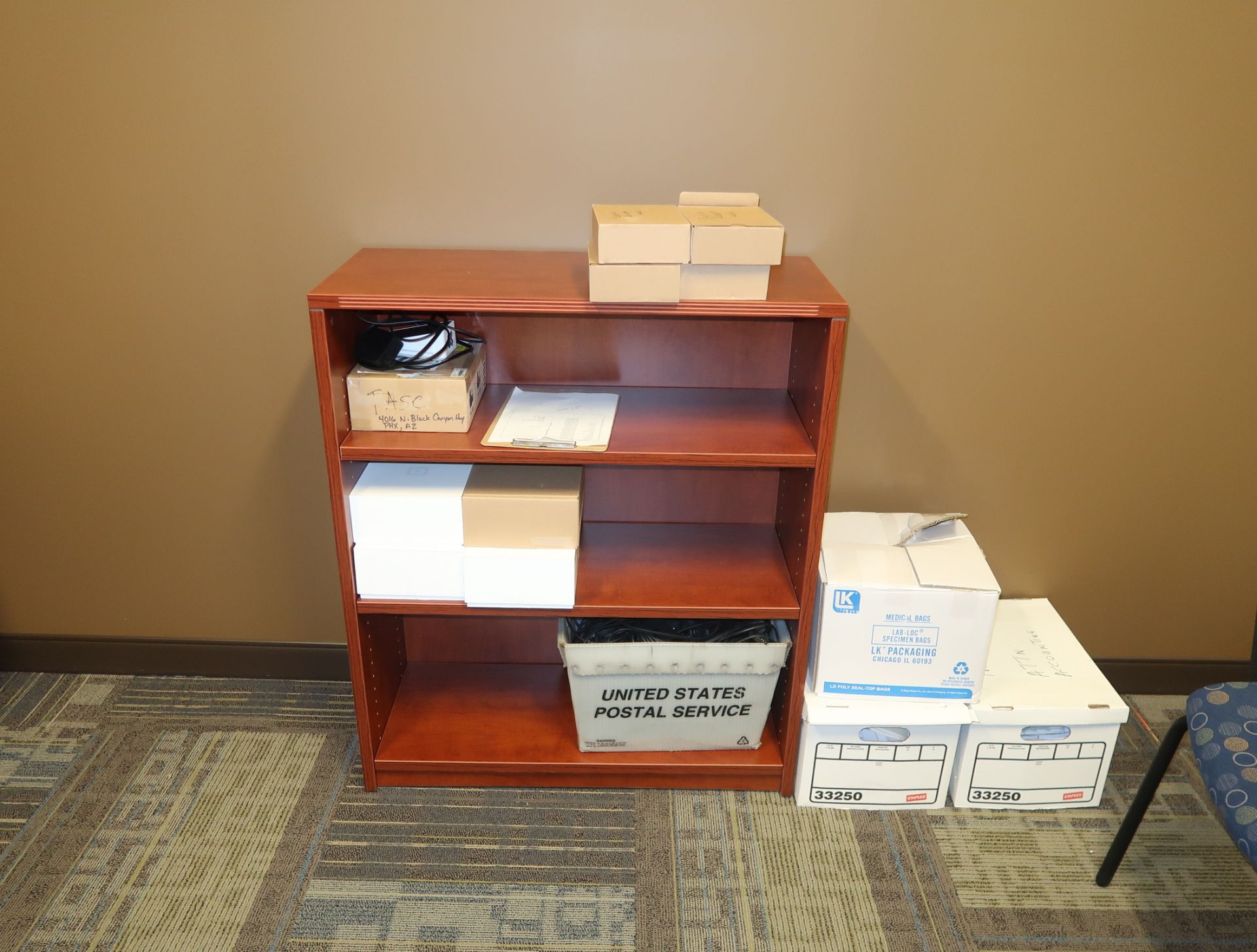 LOT OFFICE FURNITURE, U-SHAPED DESK, BOOK CASE, 4-DRAWER FILE, 3-CHAIRS, 2-DRAWER CABINET - Image 2 of 2