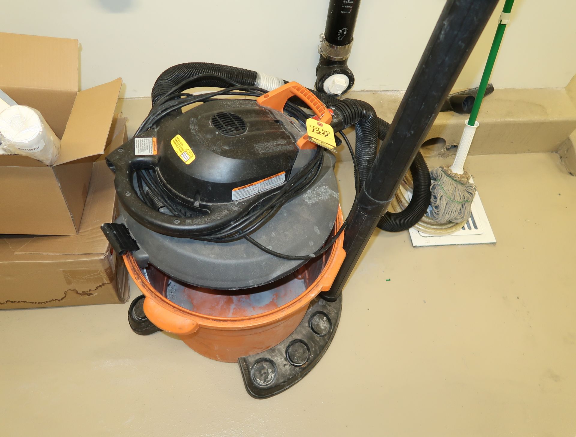 BLOWER VAC WET/DRY SHOP VAC, 6.5HP