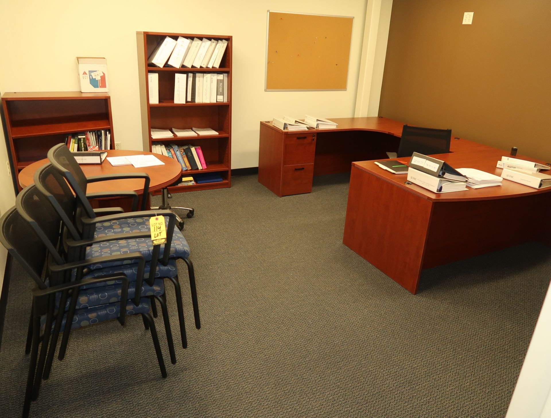 LOT CONTENTS OF OFFICE, 4-SIDE CHAIRS, TASK CHAIR, U-SHAPED DESK, 42" ROUND TABLE, 2-BOOK CASES,