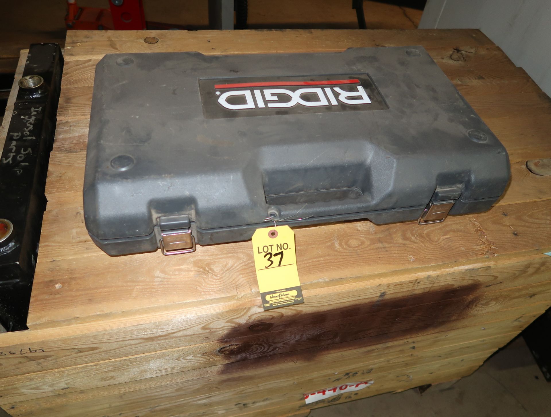 RIDGID MANUAL THREADER 1/2" - 2"