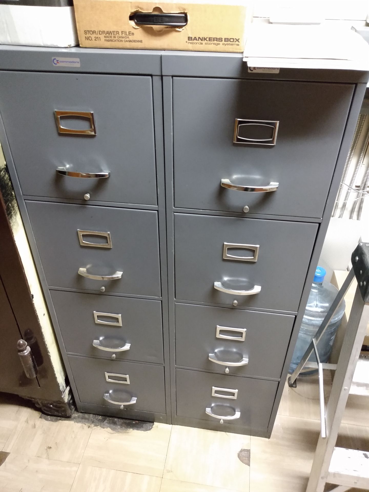 Metal four drawer file cabinets lot of 4 - Image 2 of 2