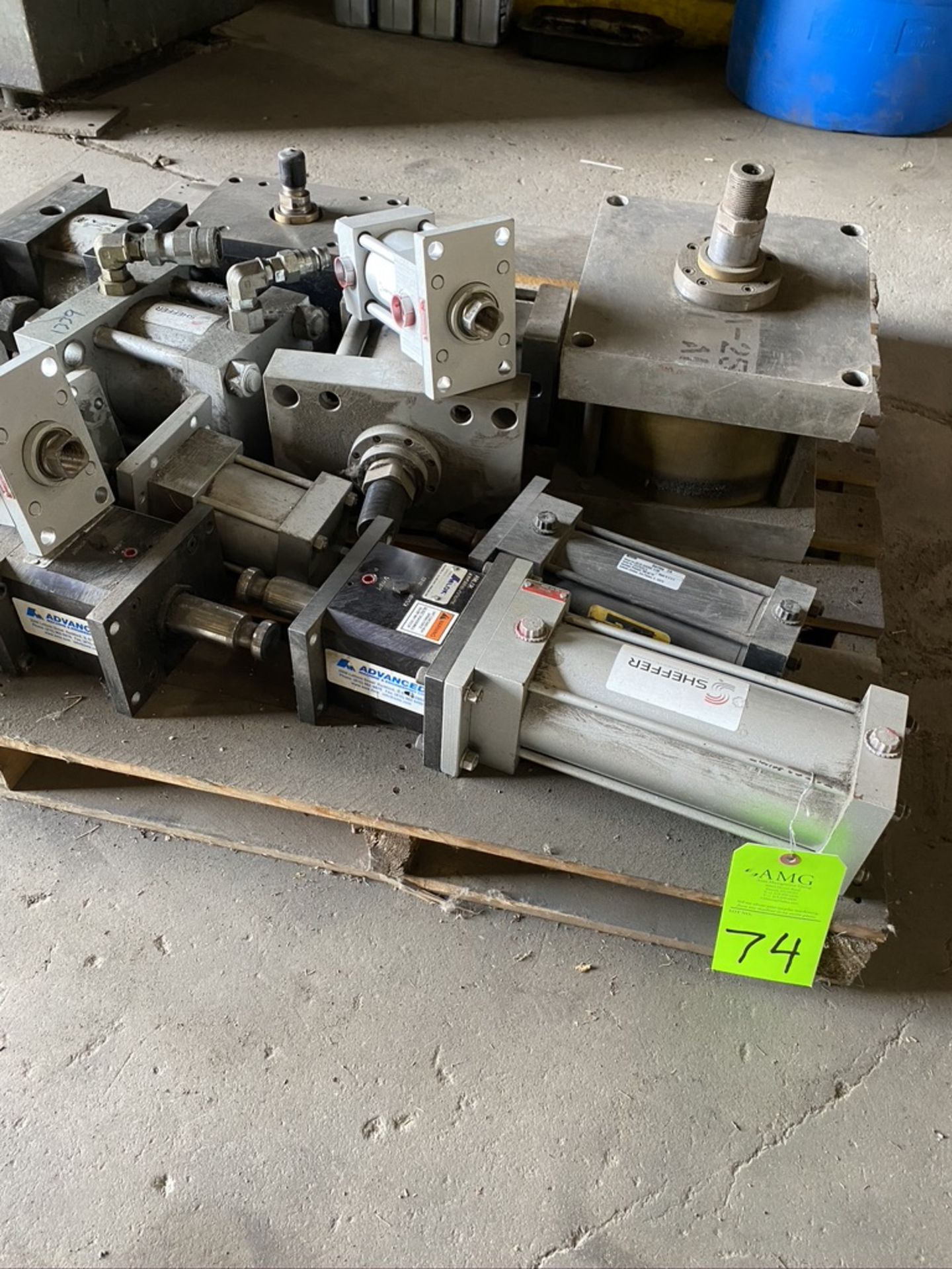 Lot Sheffer Pneumatic hyd cylinders