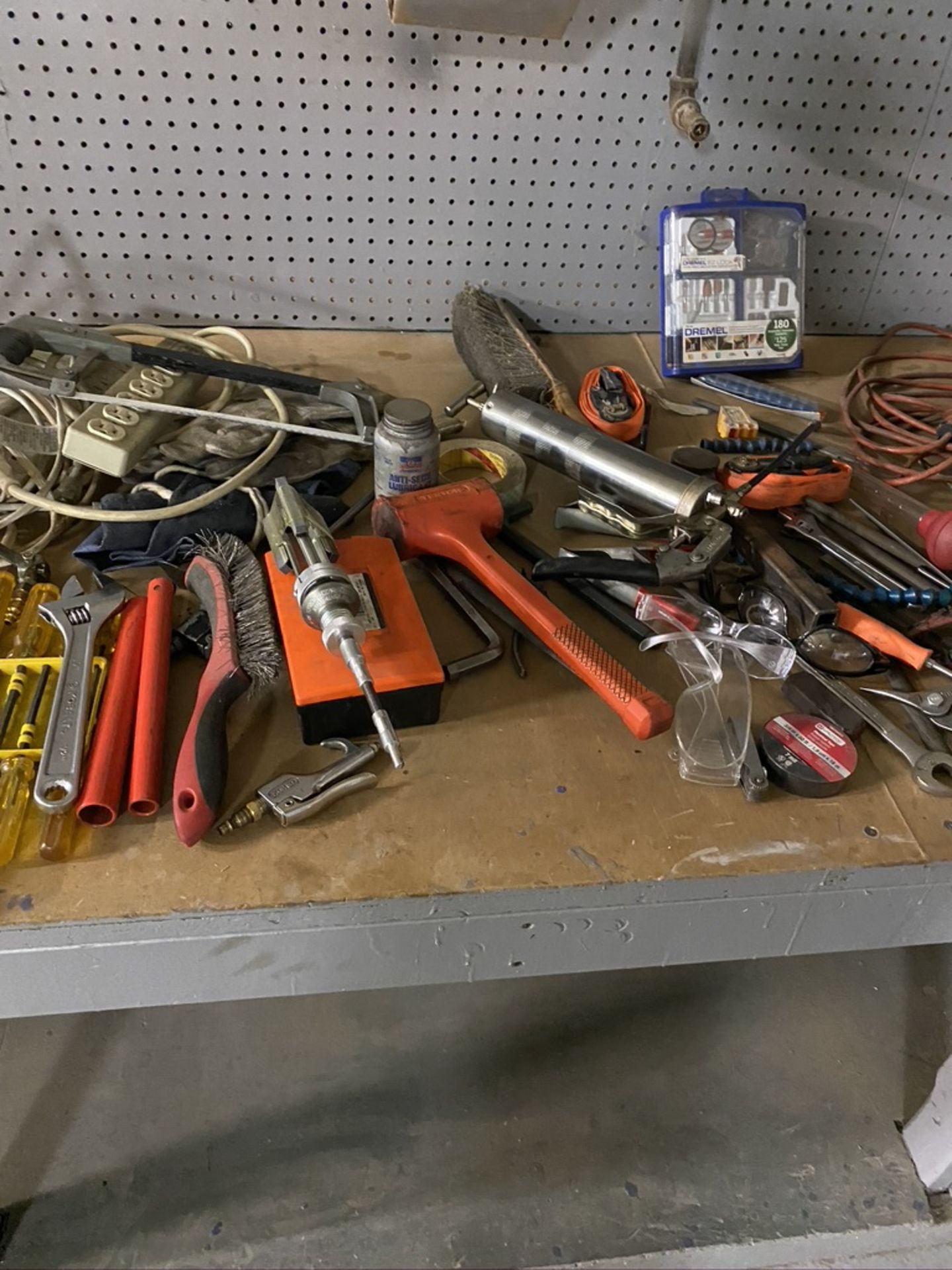 Lot of Misc hand tools, - Image 3 of 4