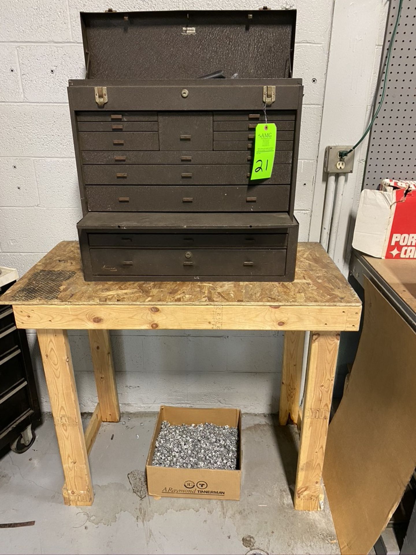 Kennedy 11 Drawer Metal tool chest and contents