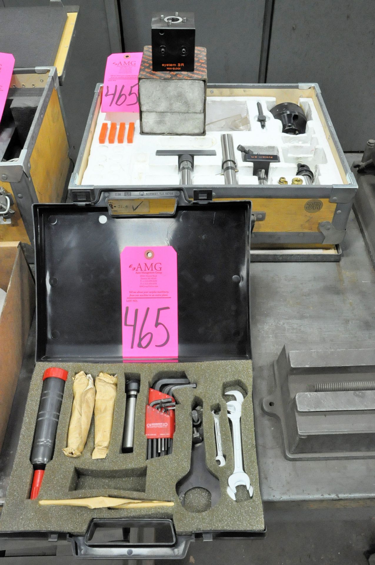 Lot-System 3R Mini-Block and Tooling in (2) Boxes, (D-9), (Pink Tag)