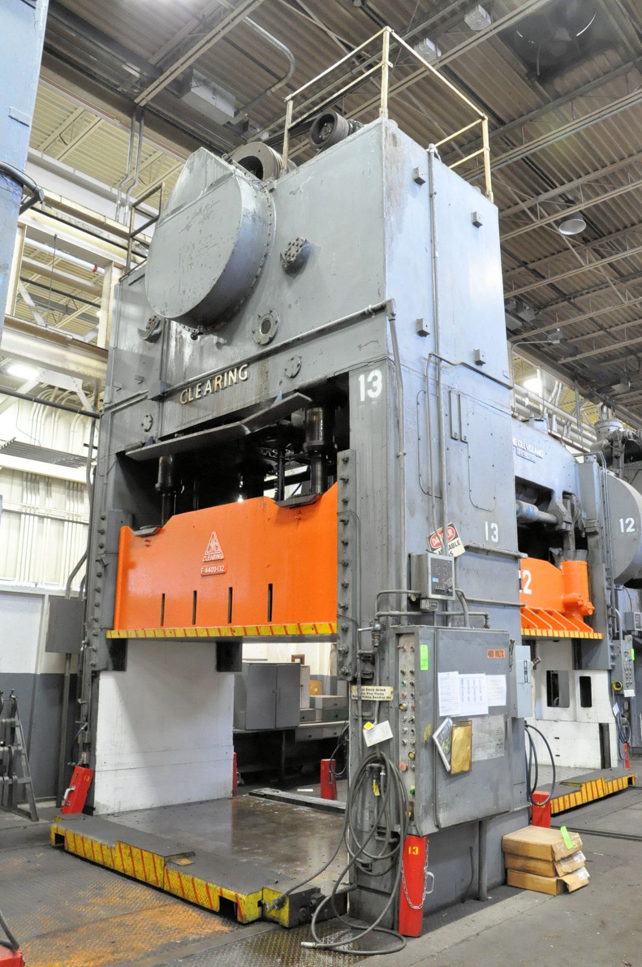 Clearing Model F-4-400-132, 400-Ton 4-Point Mechanical Straight Side Press, 132" x 84" x 6" Rolling
