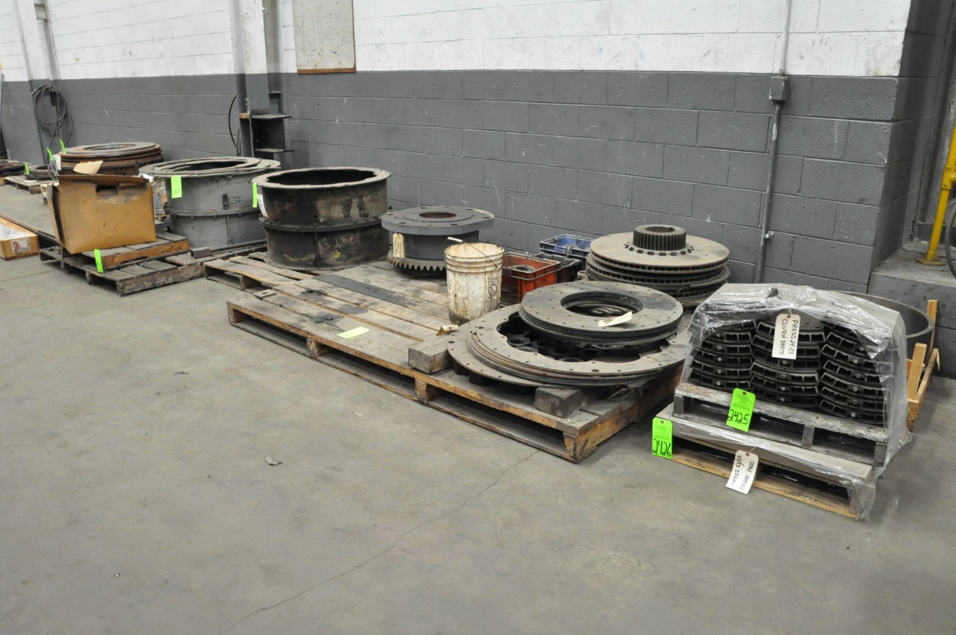 Lot-Various Press Parts for Clearing 2,000-Ton Press #s 24 or 25, (Green Tag)