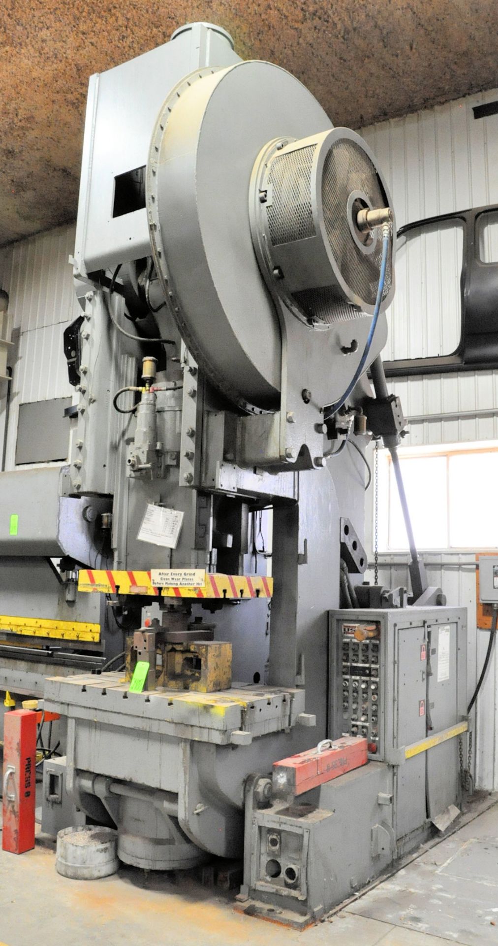 Clearing Model 150, 150-Ton Open Back Inclinable Press, 11" Stroke, 22.25" Shut Height, 30" x 50" Ra - Bild 2 aus 4