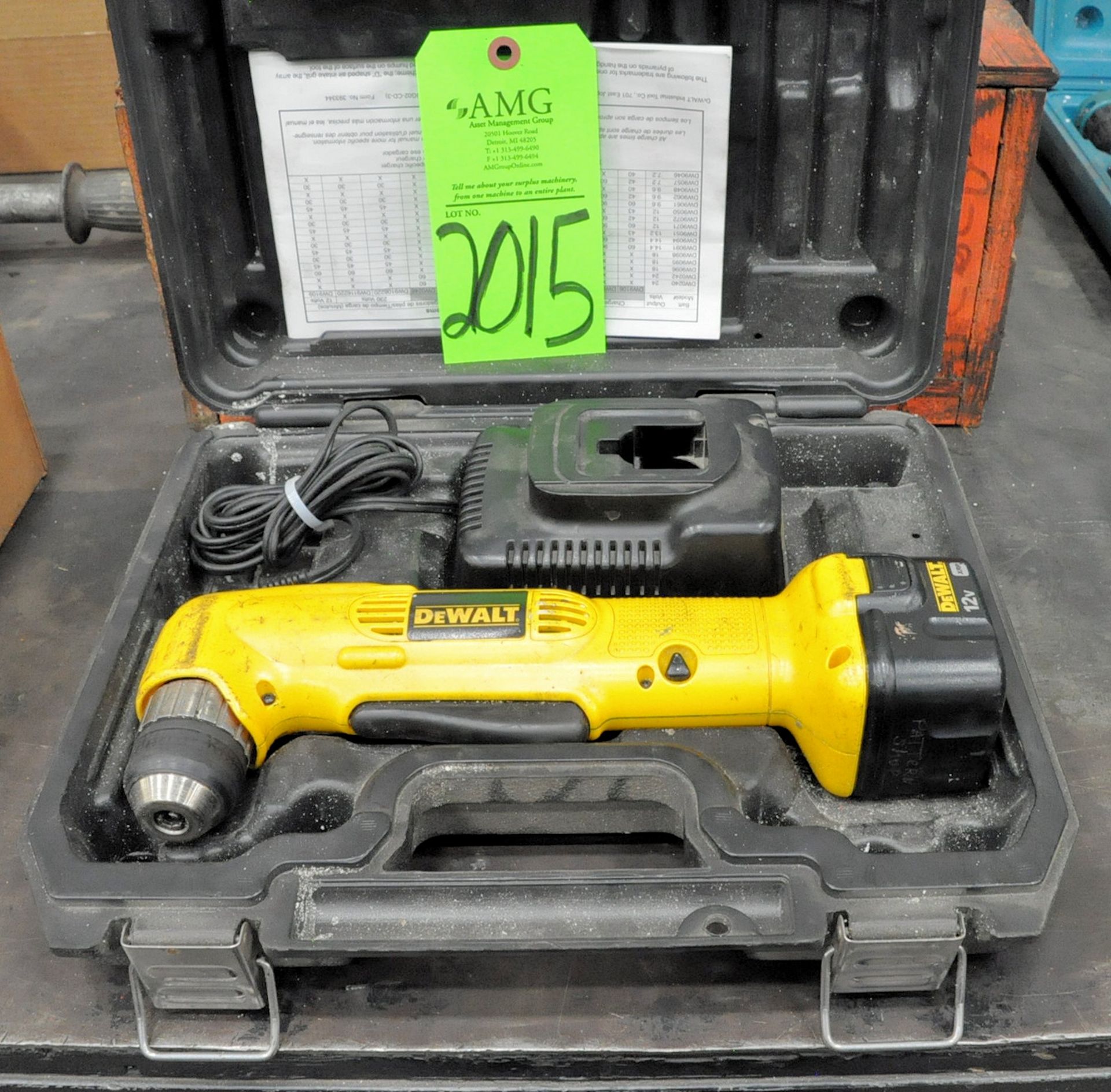 DeWalt DW965, 12-Volt 3/8" Cordless Angle Drill with (1) Battery, (1) Charger, and Case, (G-19), (Gr