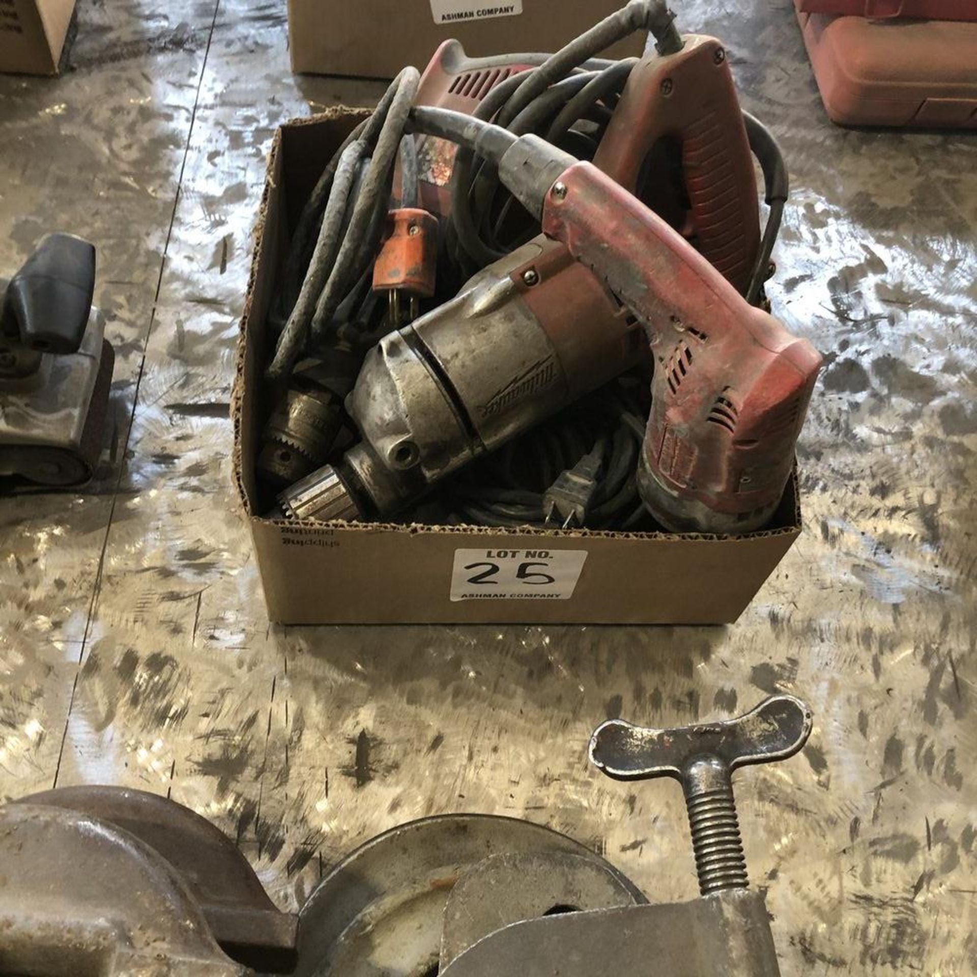 LOT: Misc Electric Drills