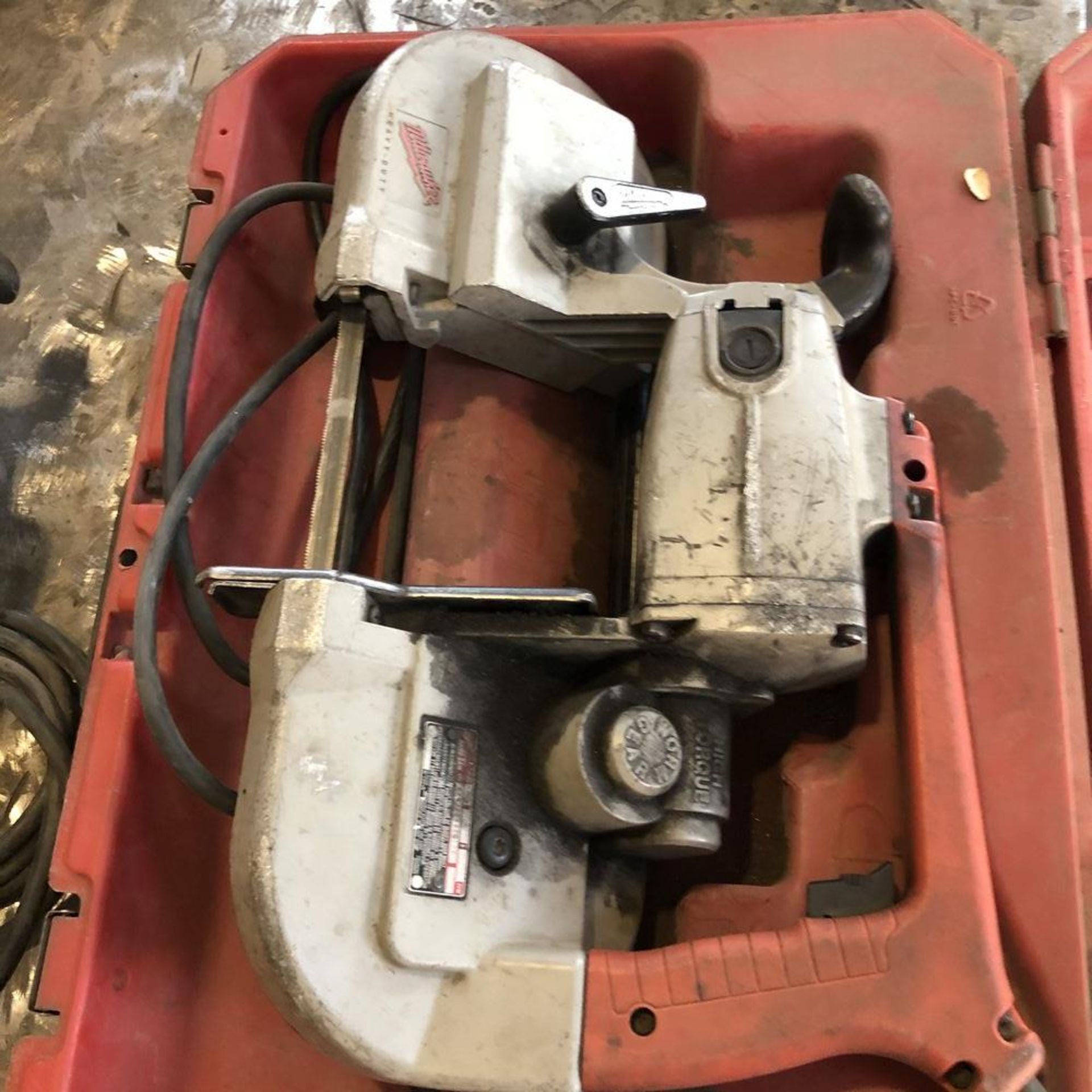 LOT: (1) Milwakee Band Saws