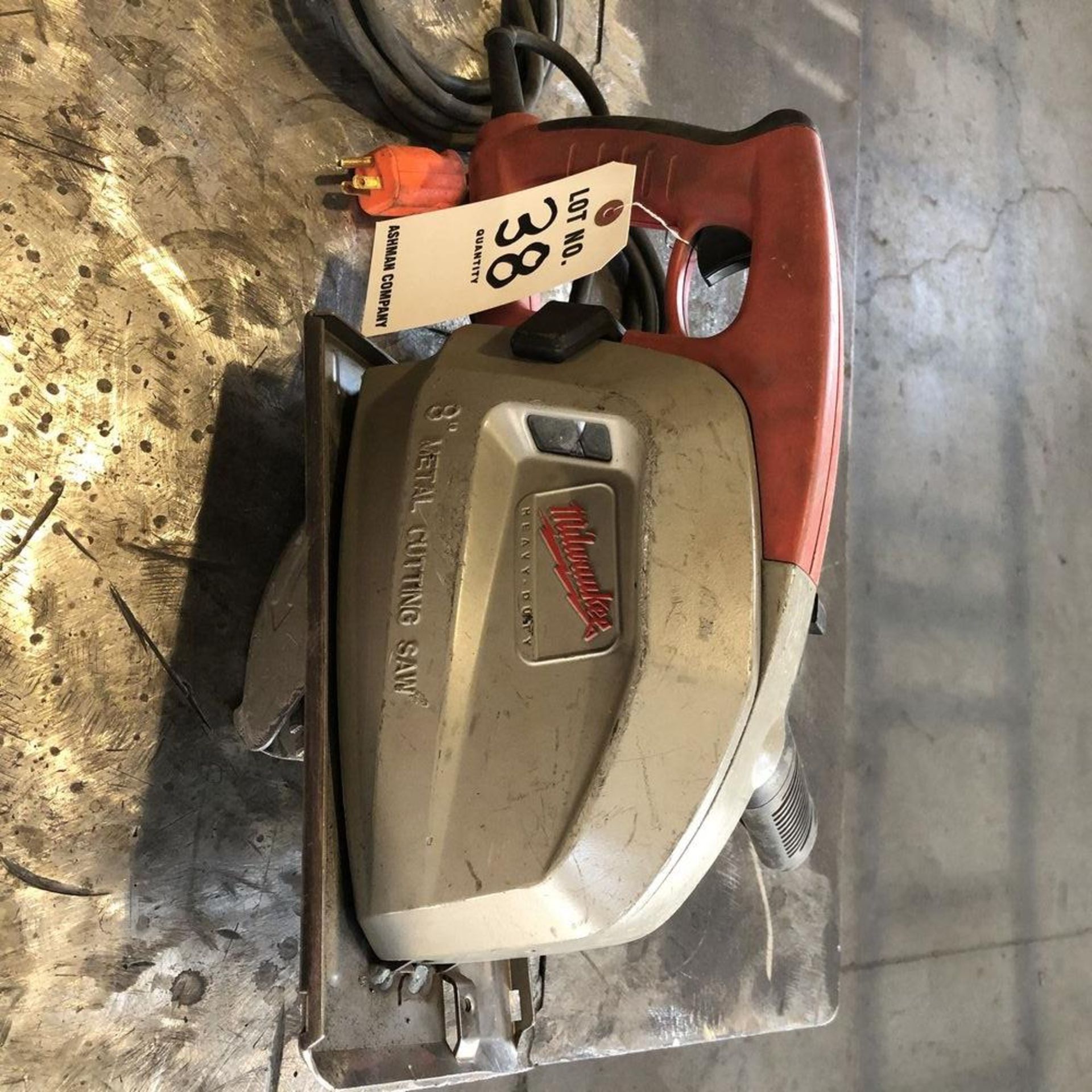 LOT: Milwakee 8" Cutting Saws