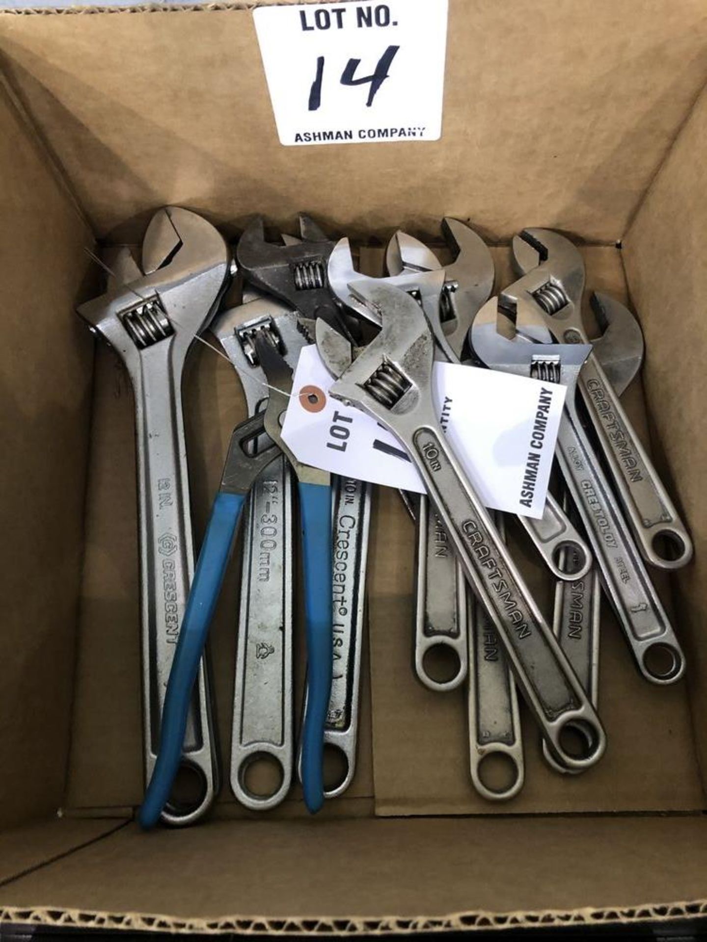 Lot: Cresent wrenches