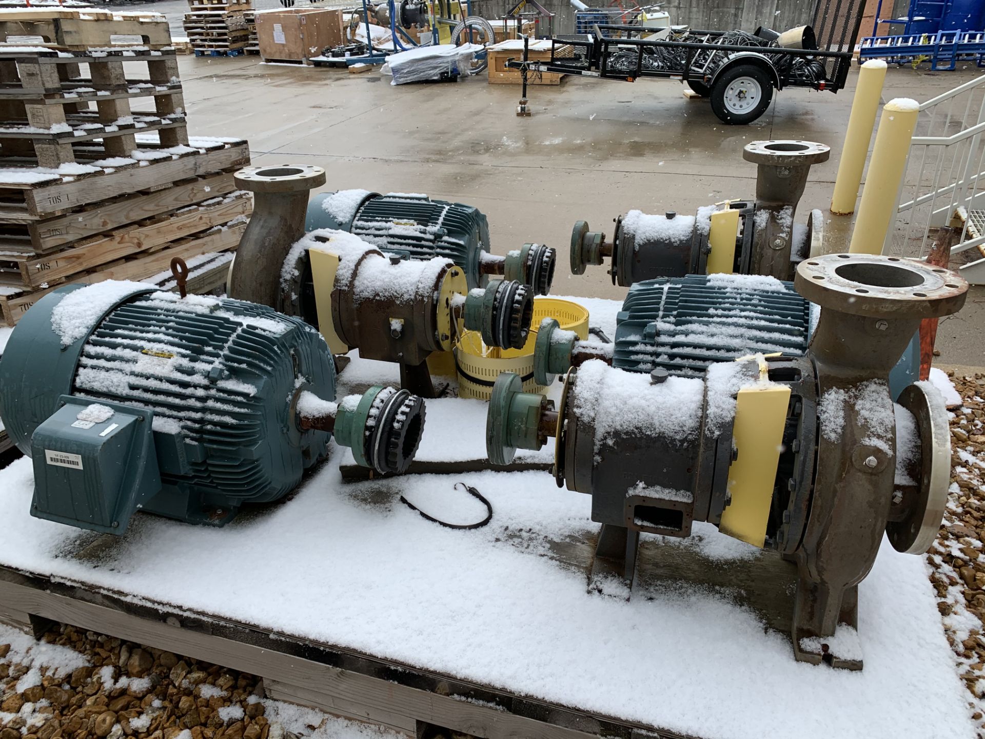 Lot of Gusher Pumps - Image 3 of 6