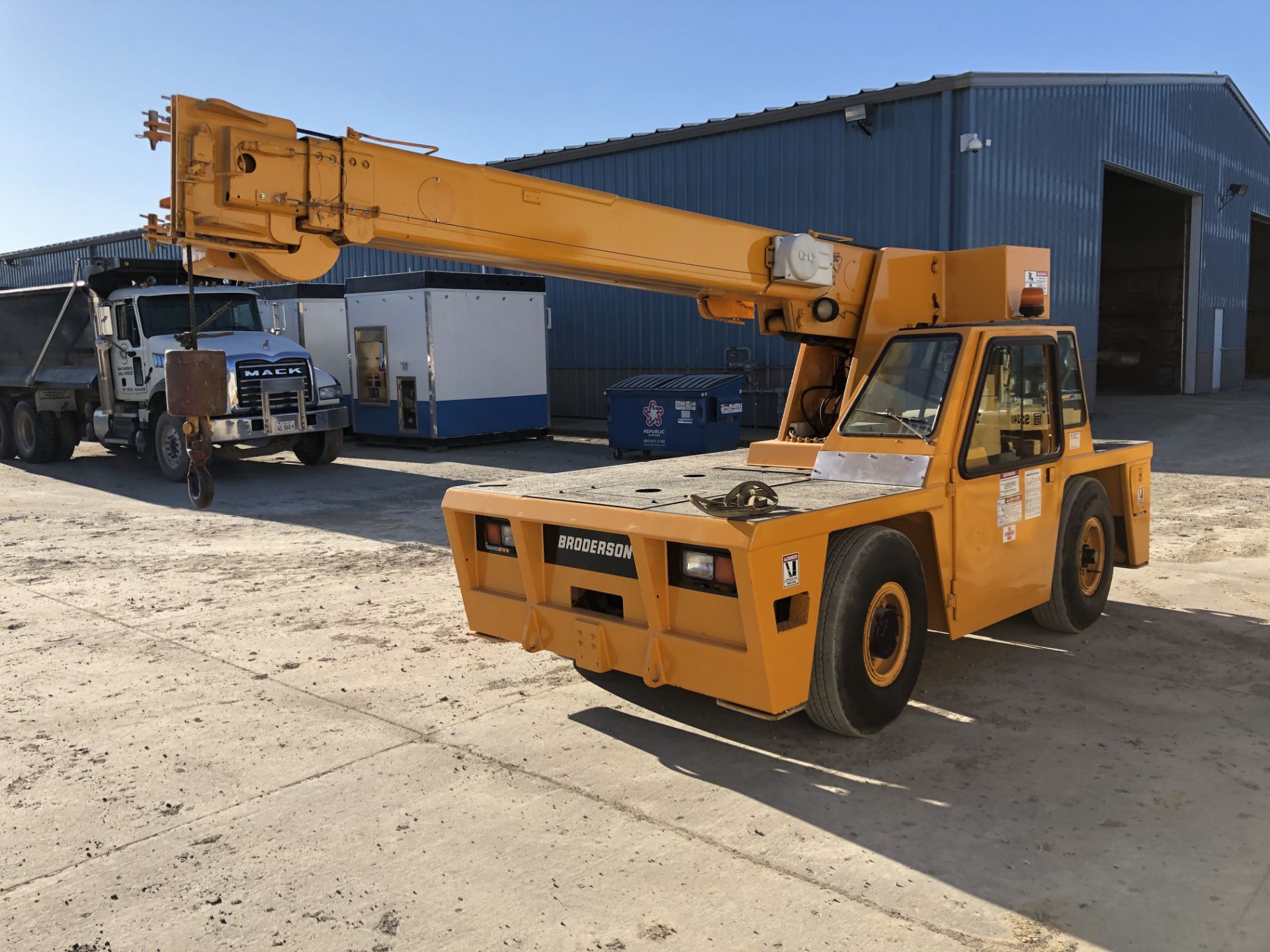 2009 Broderson Model IC80-3H Carry Deck Crane