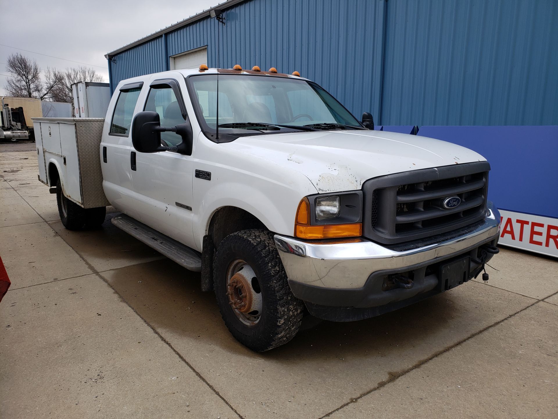 2001 Ford F-350SD Pickup Truck - Image 2 of 10