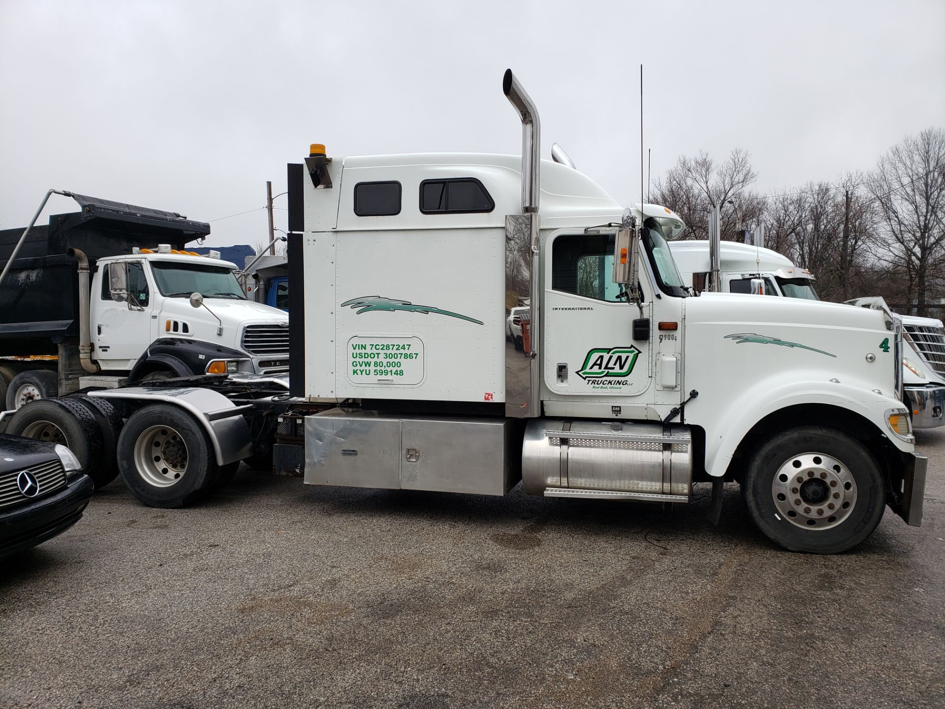 2007 International 9900i Eagle Road Tractor - Image 4 of 40