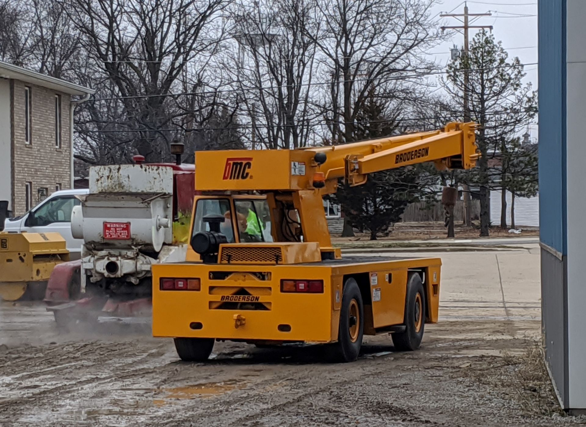 2009 Broderson Model IC80-3H Carry Deck Crane - Image 8 of 35