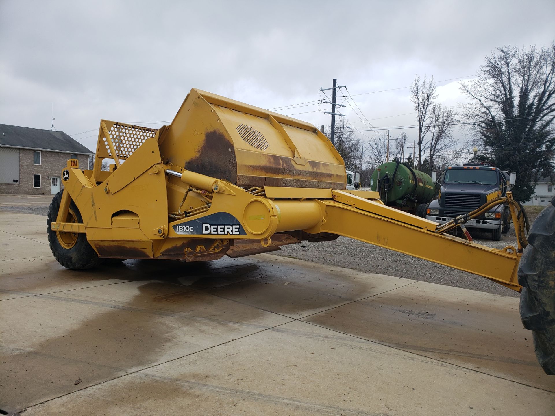 2007 John Deere 1810E Scraper Pan - Image 3 of 23