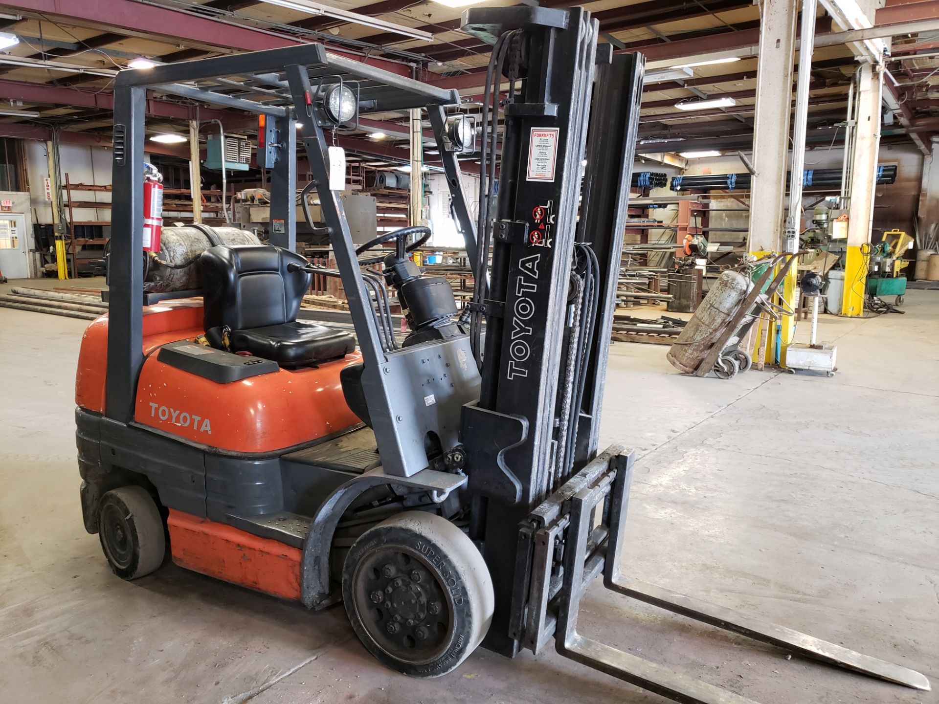 Toyota Model 42-6FGCU25 5,000-Lb Capacity Forklift - Image 5 of 7