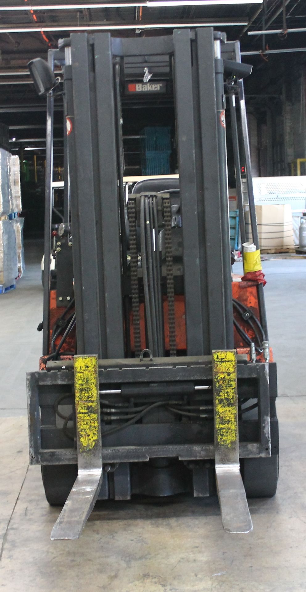 BAKER 4000 LBS CAPACITY ELECTRIC FORKLIFT - Image 3 of 5