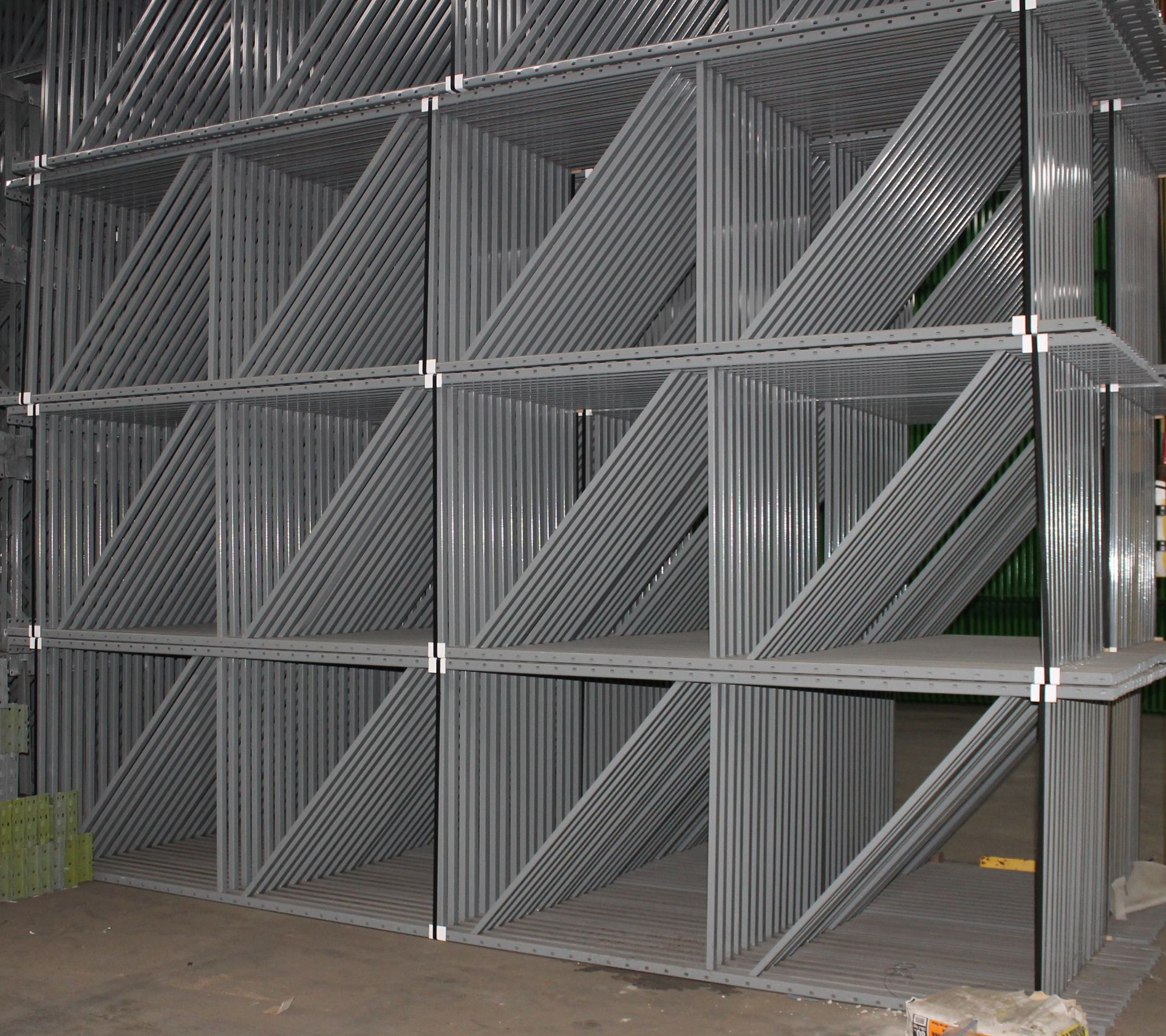 14 BAYS OF 16'H X 140"L X 42"W KEYSTONE PALLET RACKS - Image 4 of 6