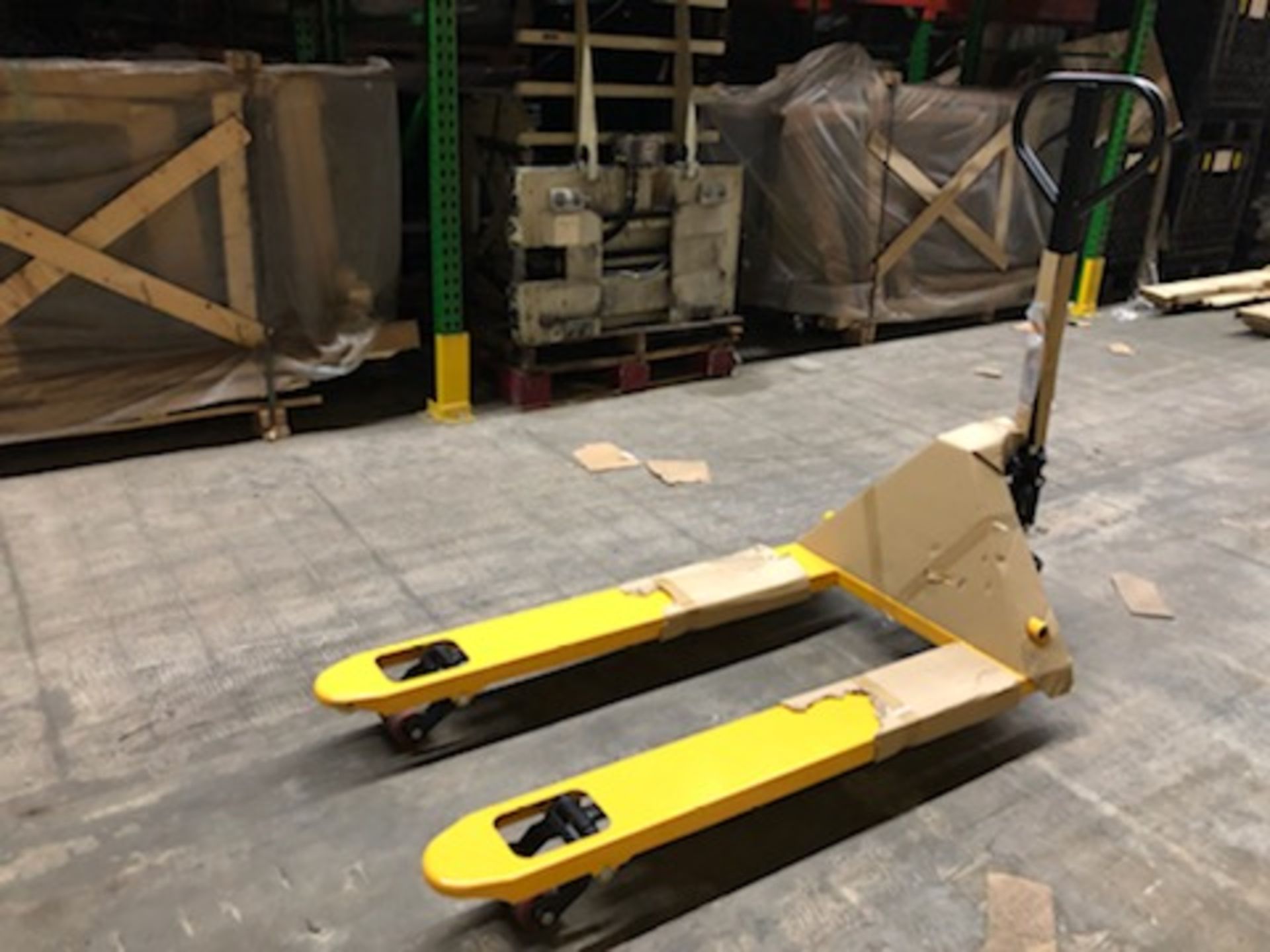 27"W X 48"L BRAND NEW PALLET JACK - Image 3 of 3