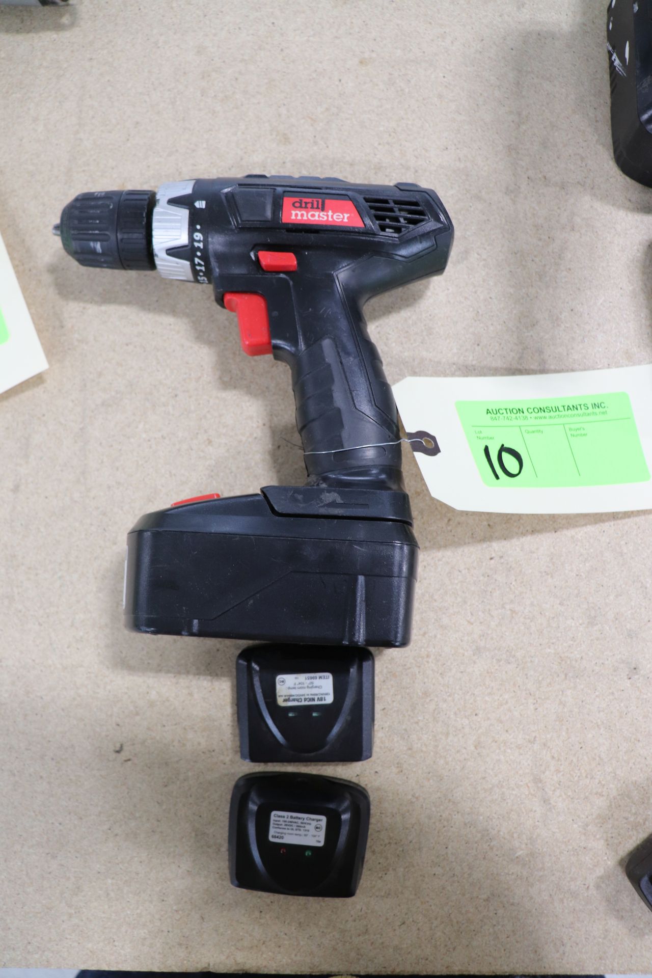 Drillmaster 18-volt 3/8 drill with charger