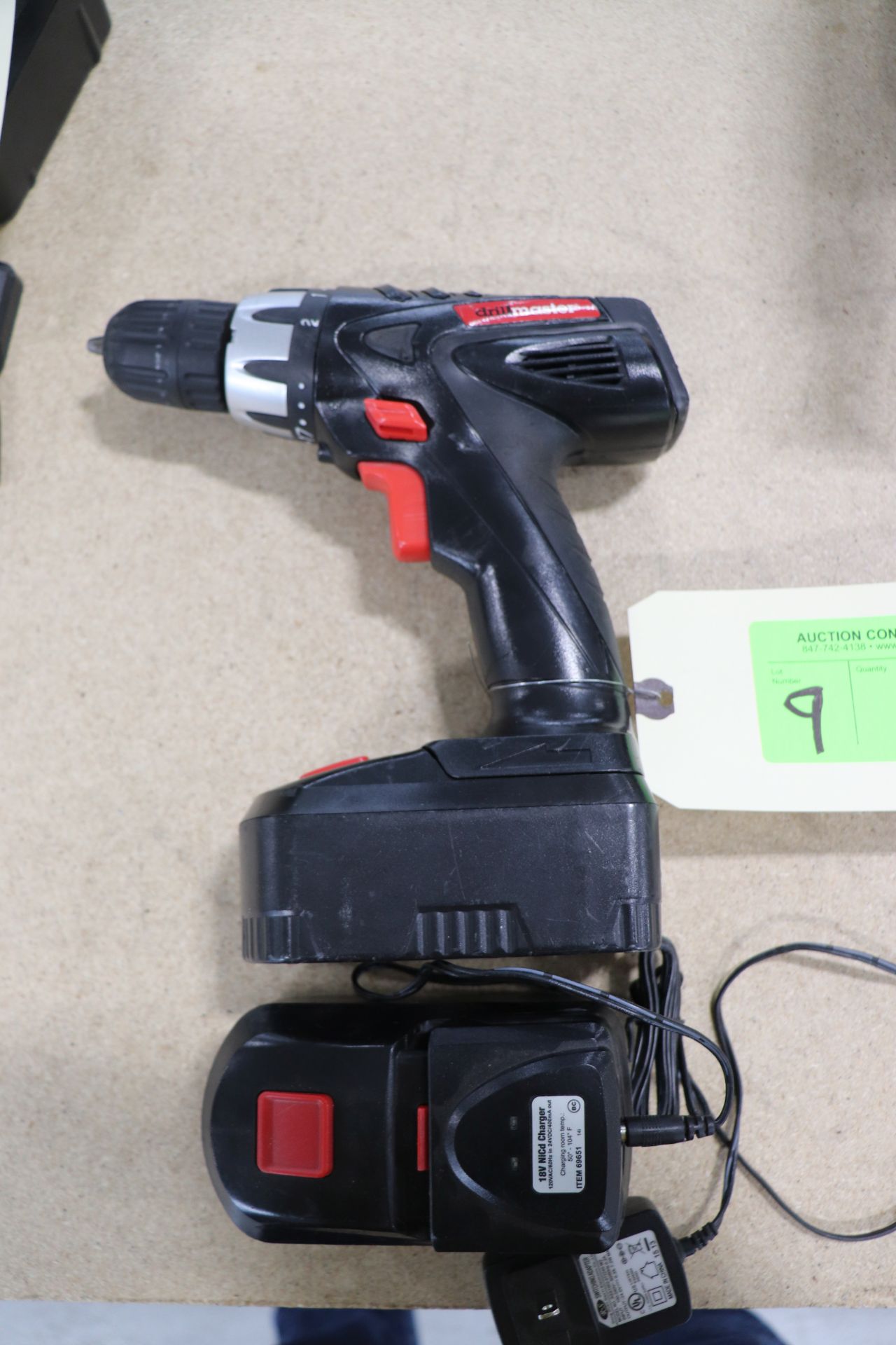 Drillmaster 18-volt 3/8 drill with charger