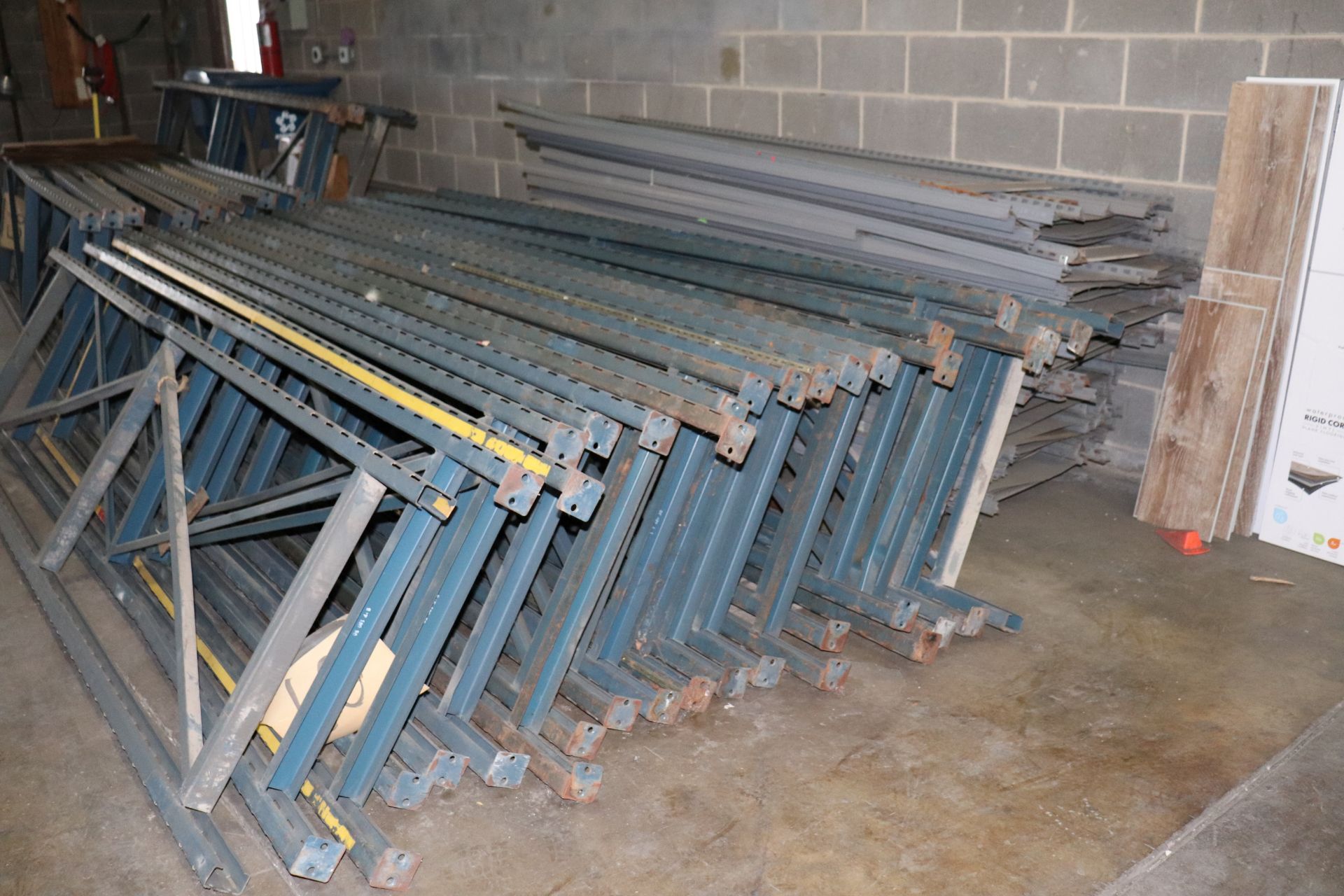 Nineteen pallet racking frames, 10' x 30" - Image 2 of 4