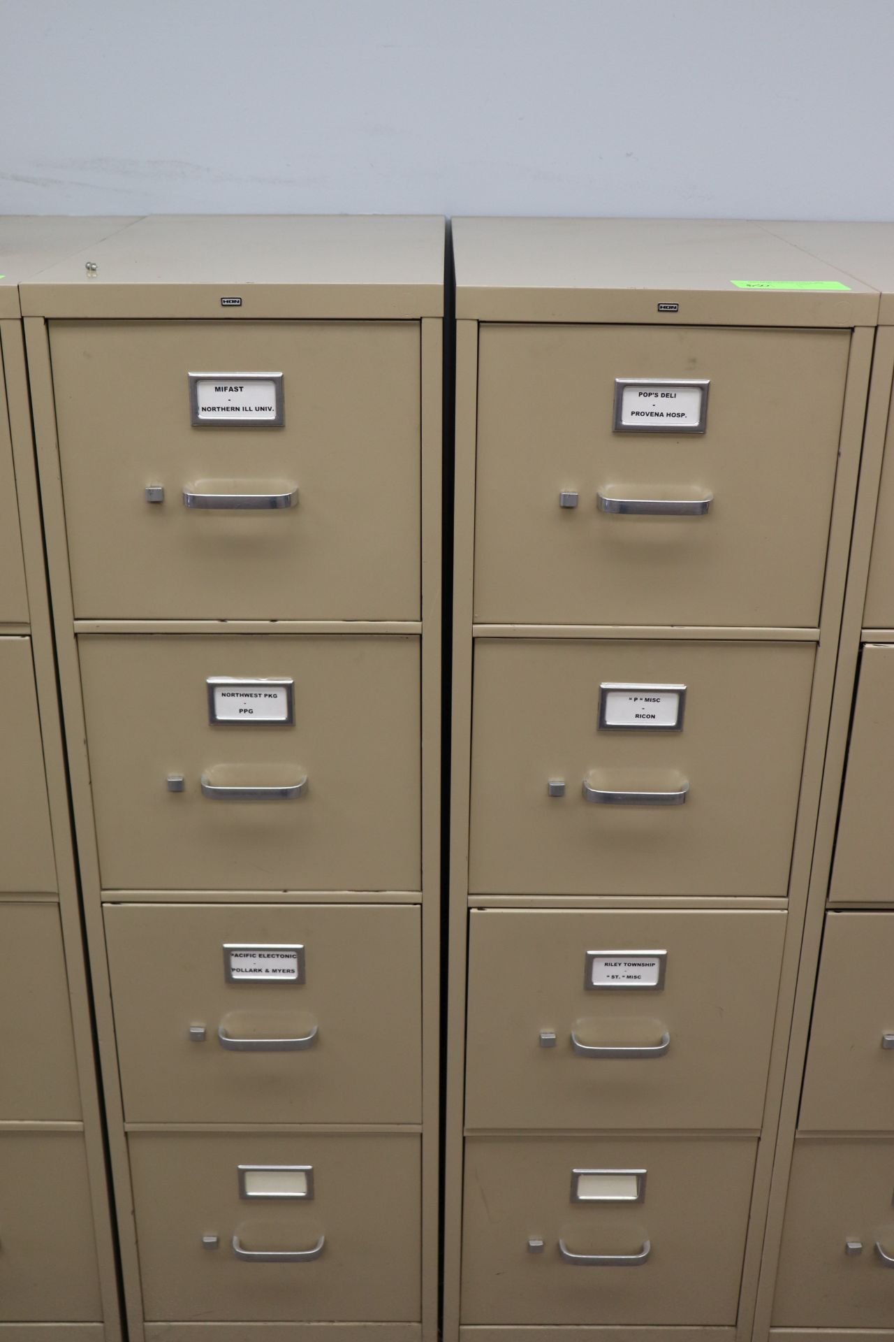 2 filing cabinets - Image 4 of 4