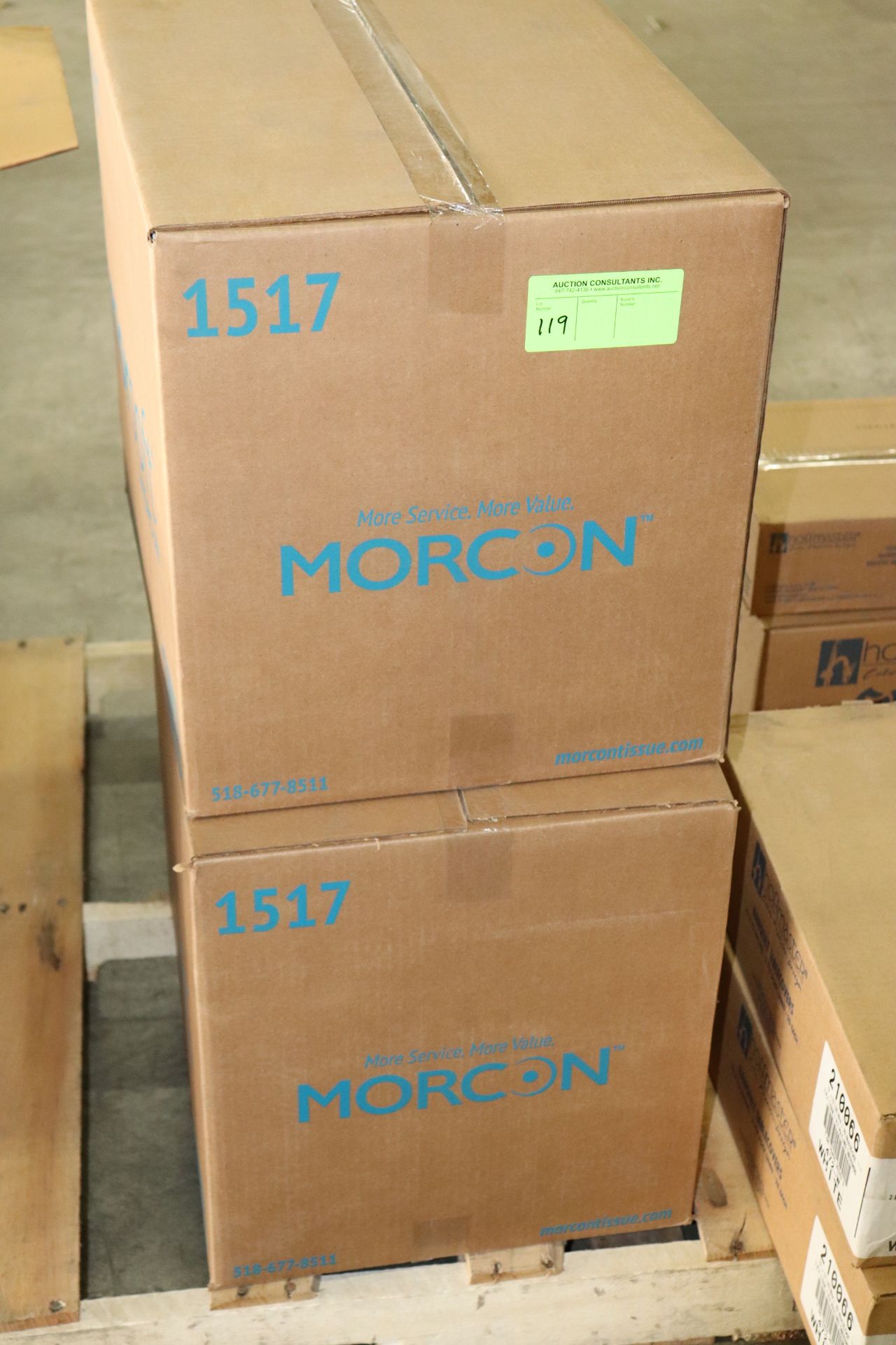 Two cases of Morcon 1-ply dinner napkins, 4500 per case