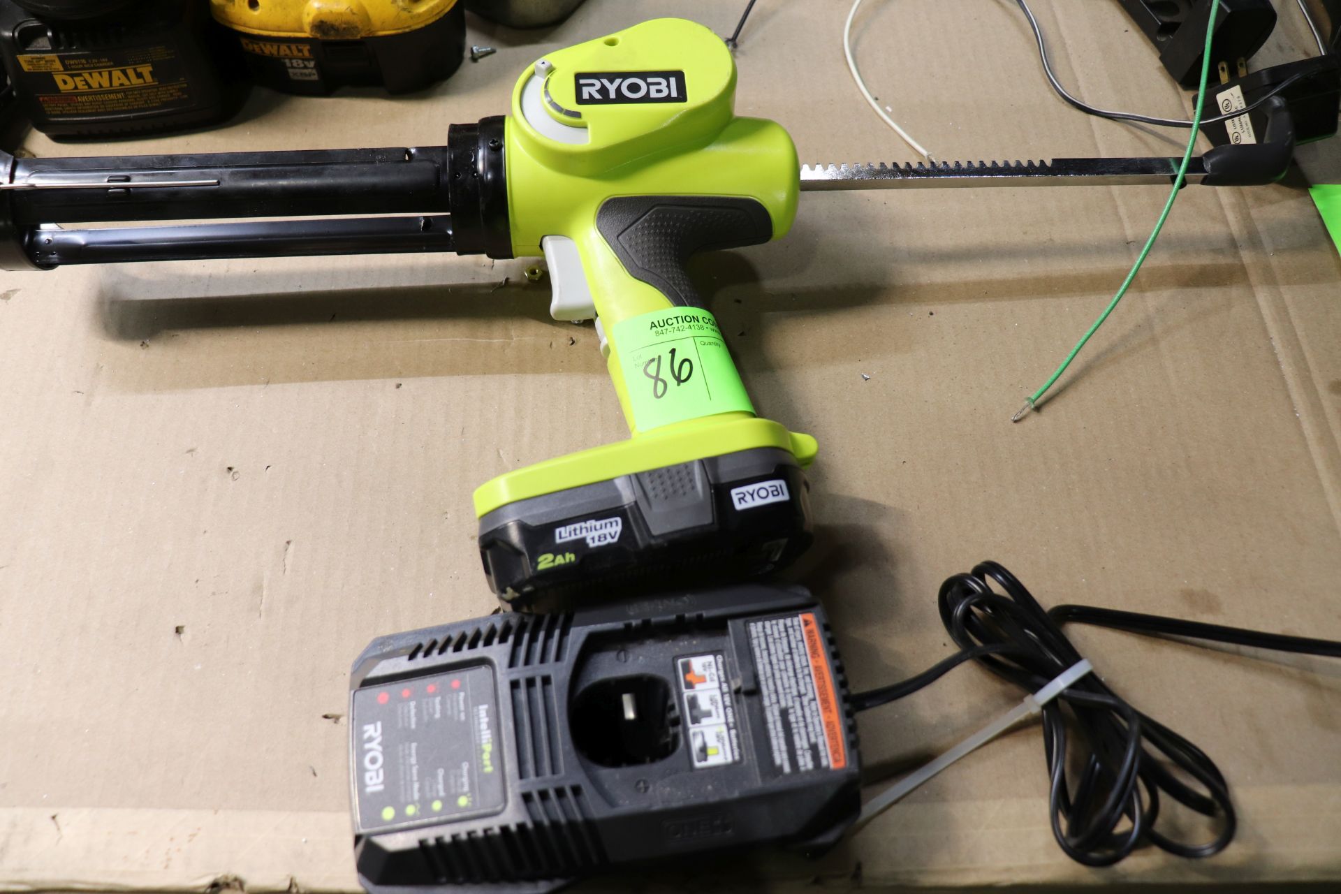 Ryobi caulk gun with charger